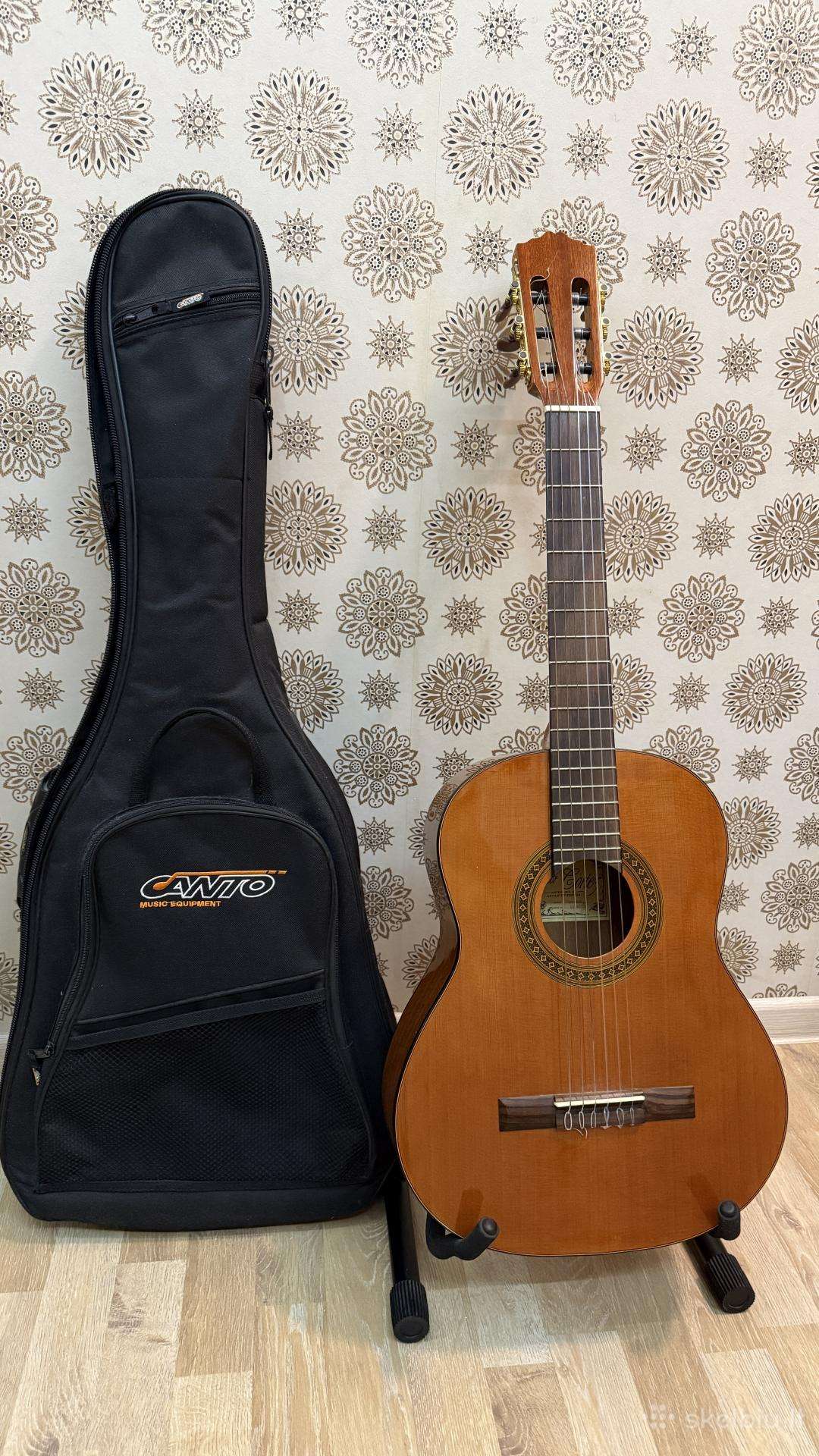 Klasikinė gitara Salvador Cortez Cc-10jr 3/4