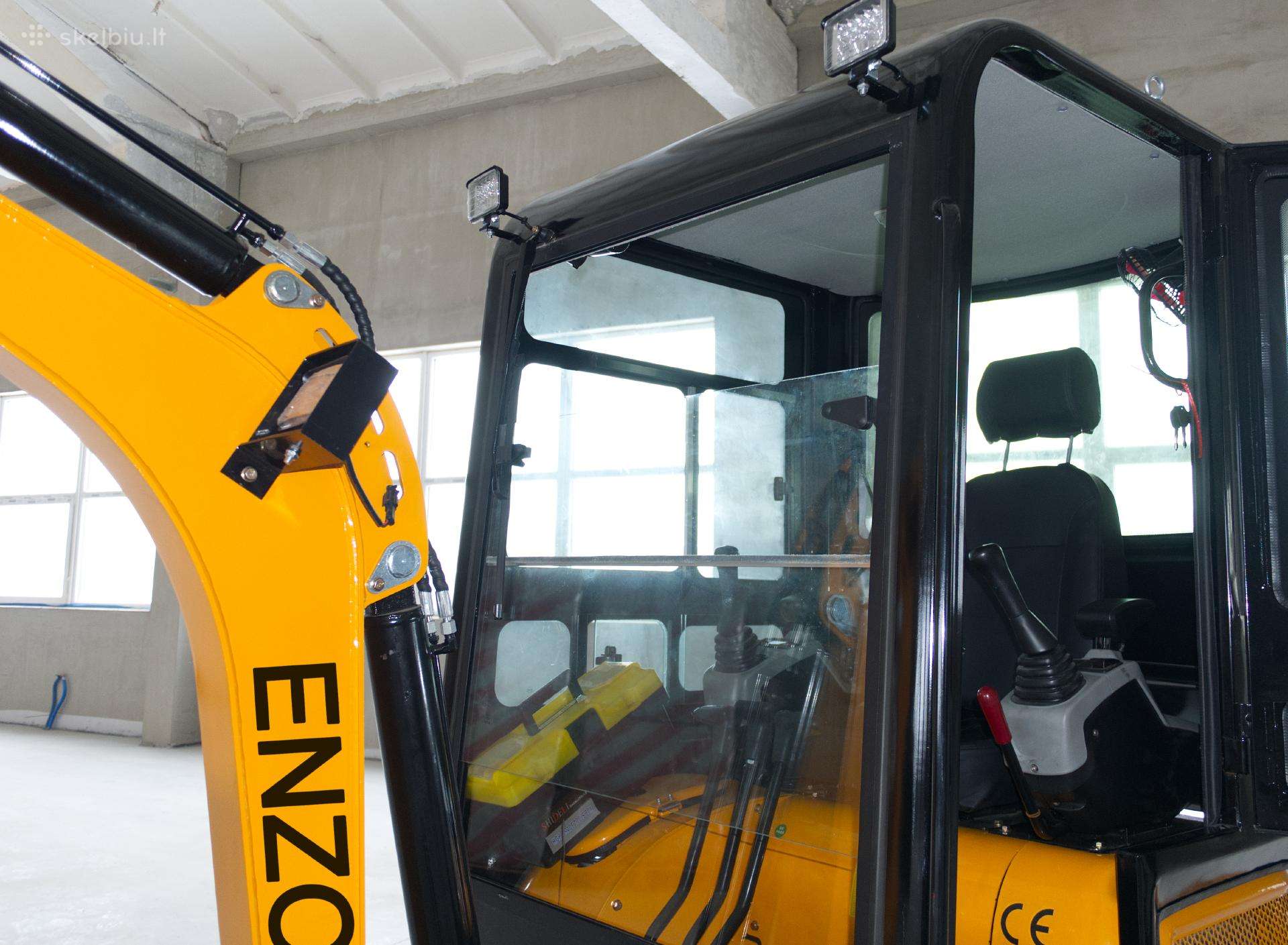 ENZO HT-20, mini excavator