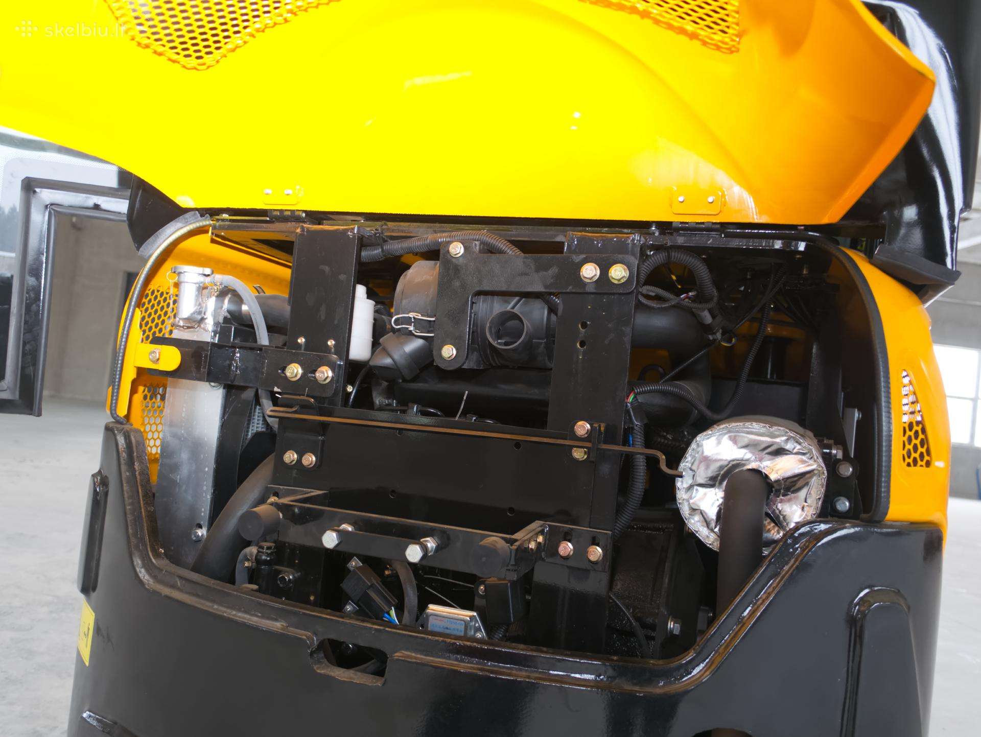 ENZO HT-20, mini excavator