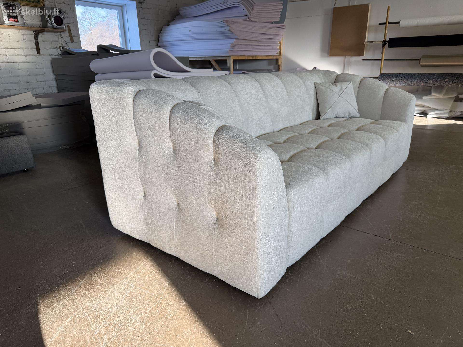 Akcija!parduodama nauja sofa.kaina dabar tik 900