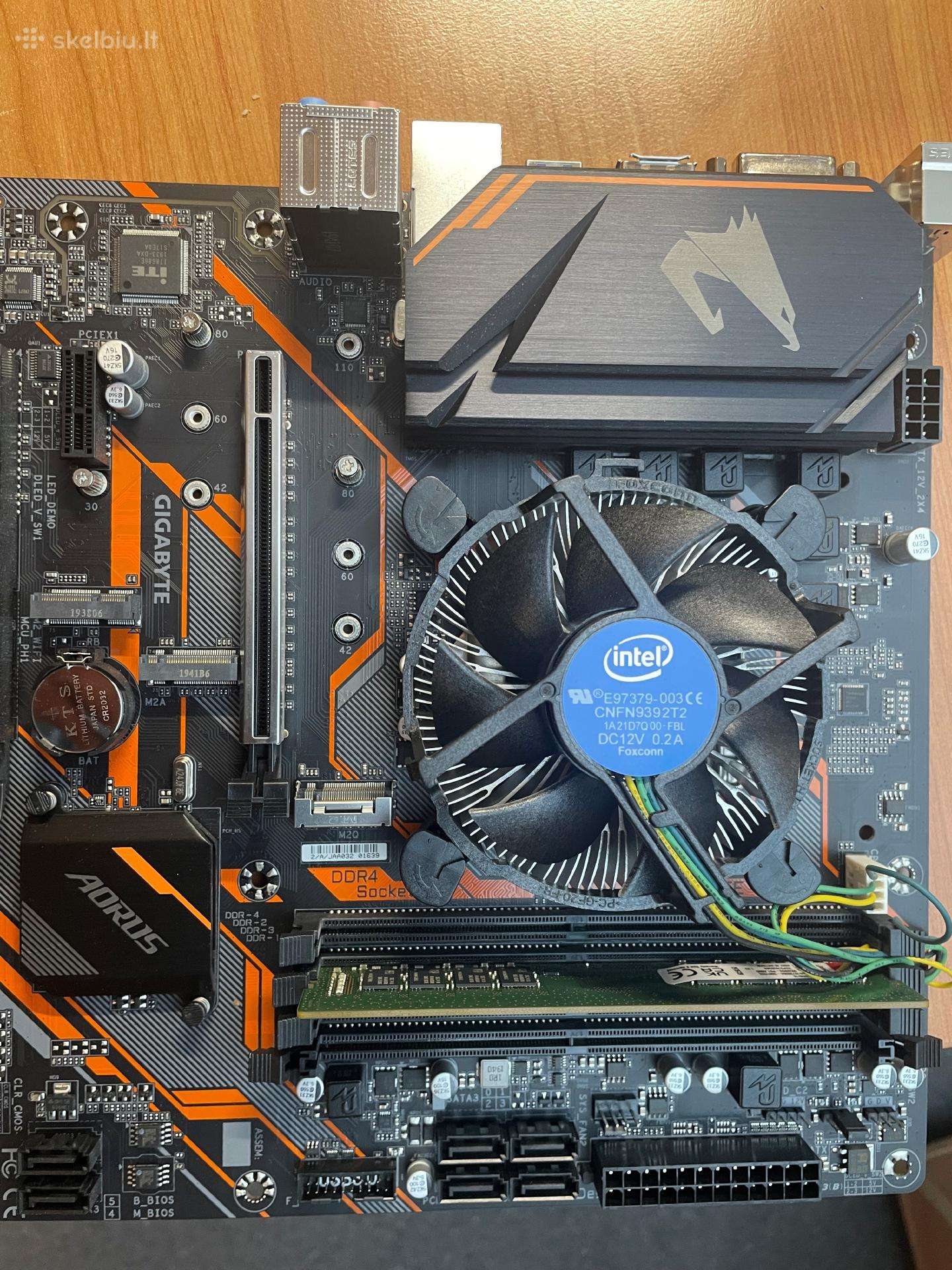 Parduodu Gigabyte B365 i3-9100ddr4 16gb