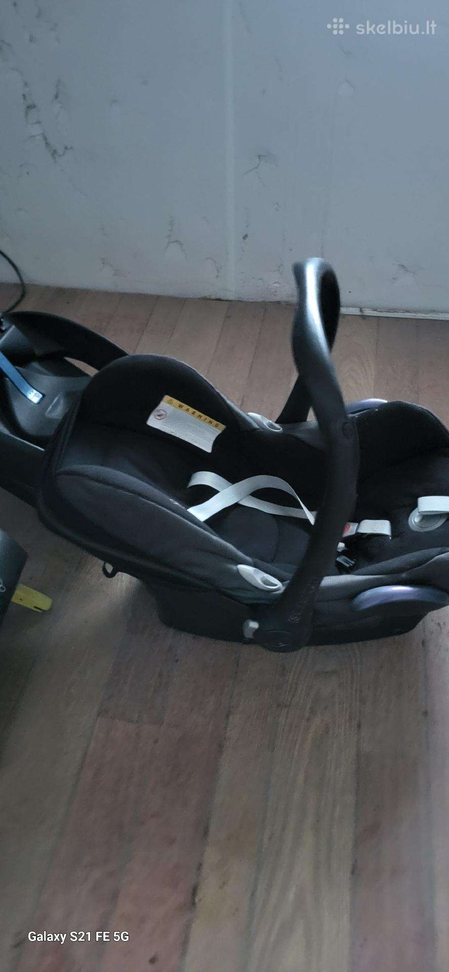 Parduodu kedute maxi-cosi su dviem isofix bazemis