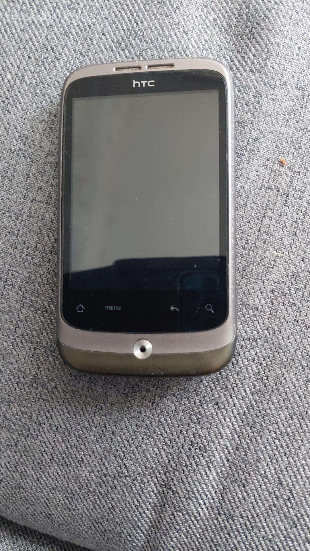 Telefonas HTC + už 500 gr kava planšete