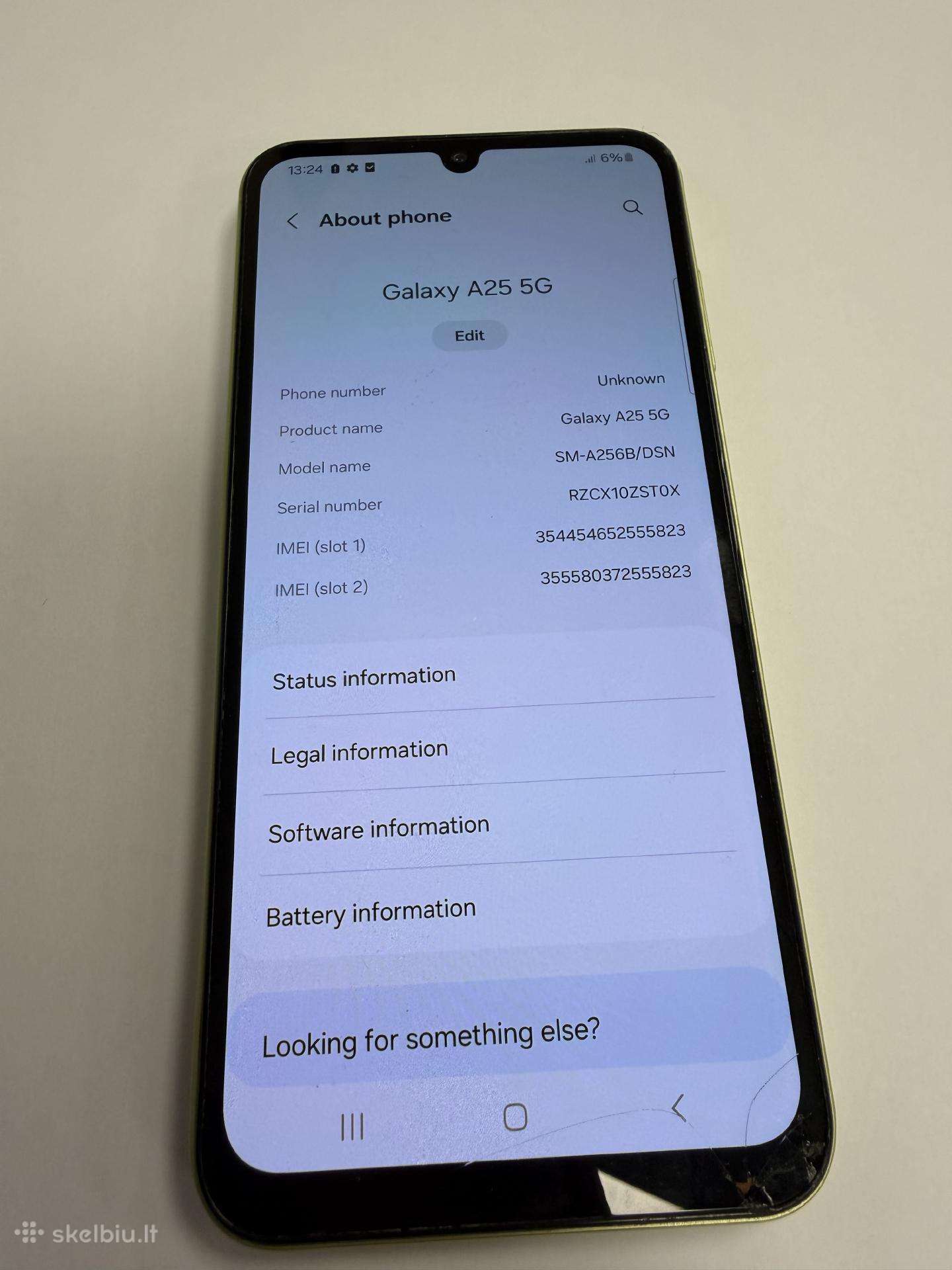 Samsung A25 skilęs stikliukas