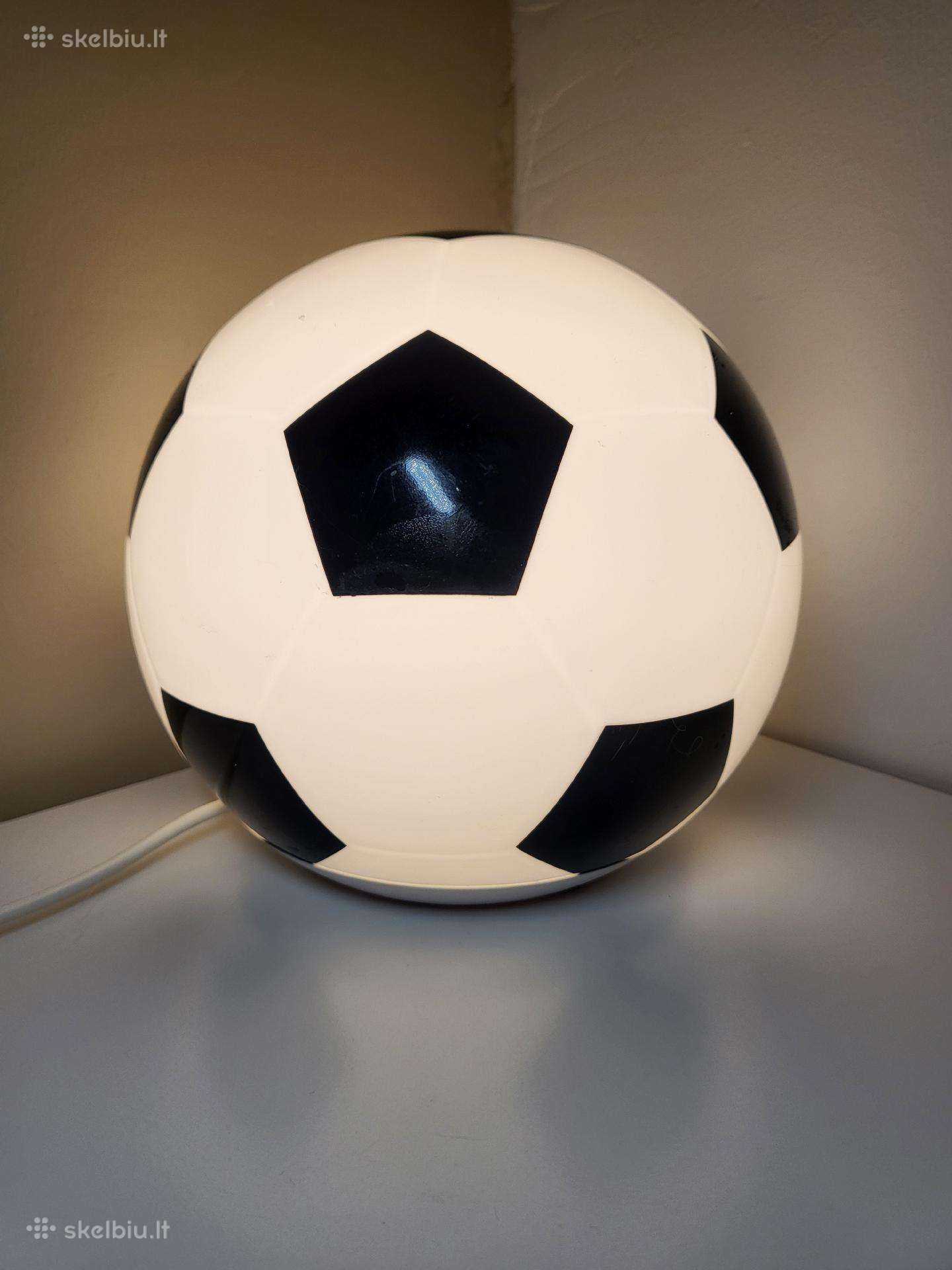 Stalinė lempa jaunajam futbolo gerbėjui