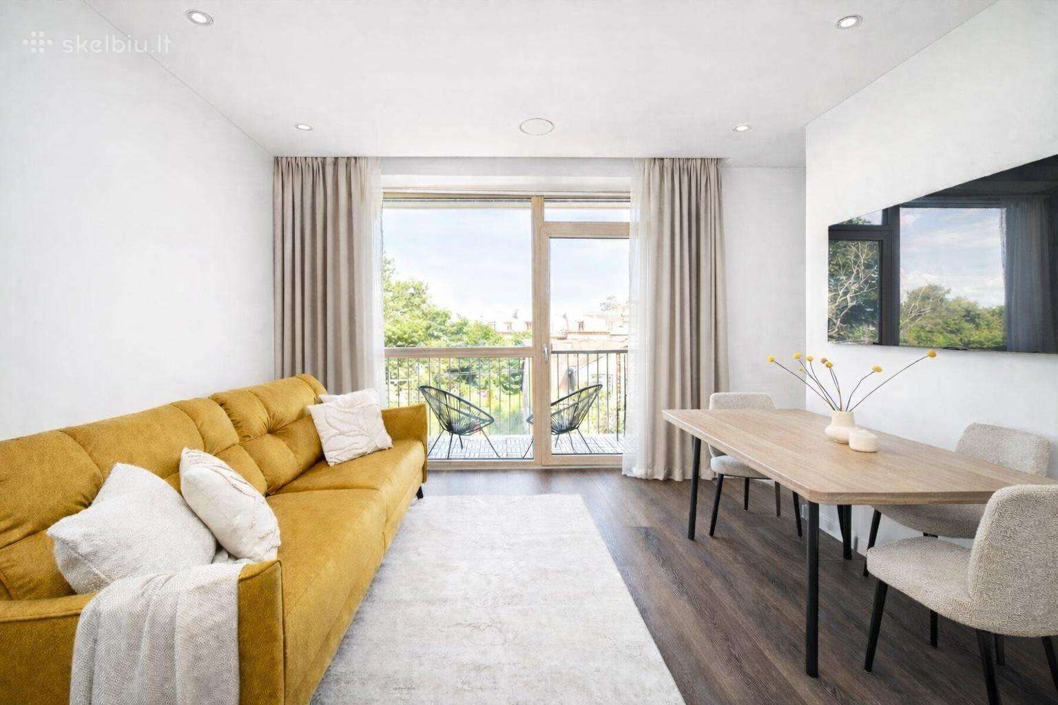 Skyscraper View Apartment