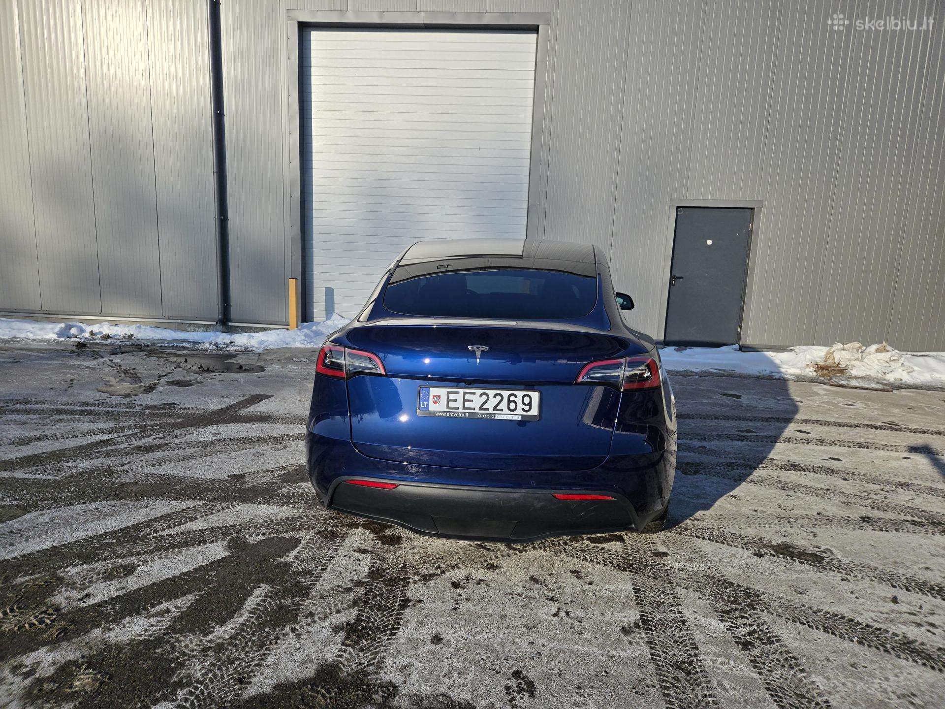 Tesla Model Y, off-road / crossover