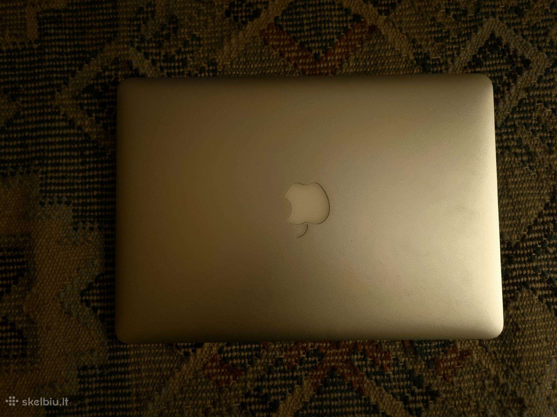 MacBook Air A1466 2017m.