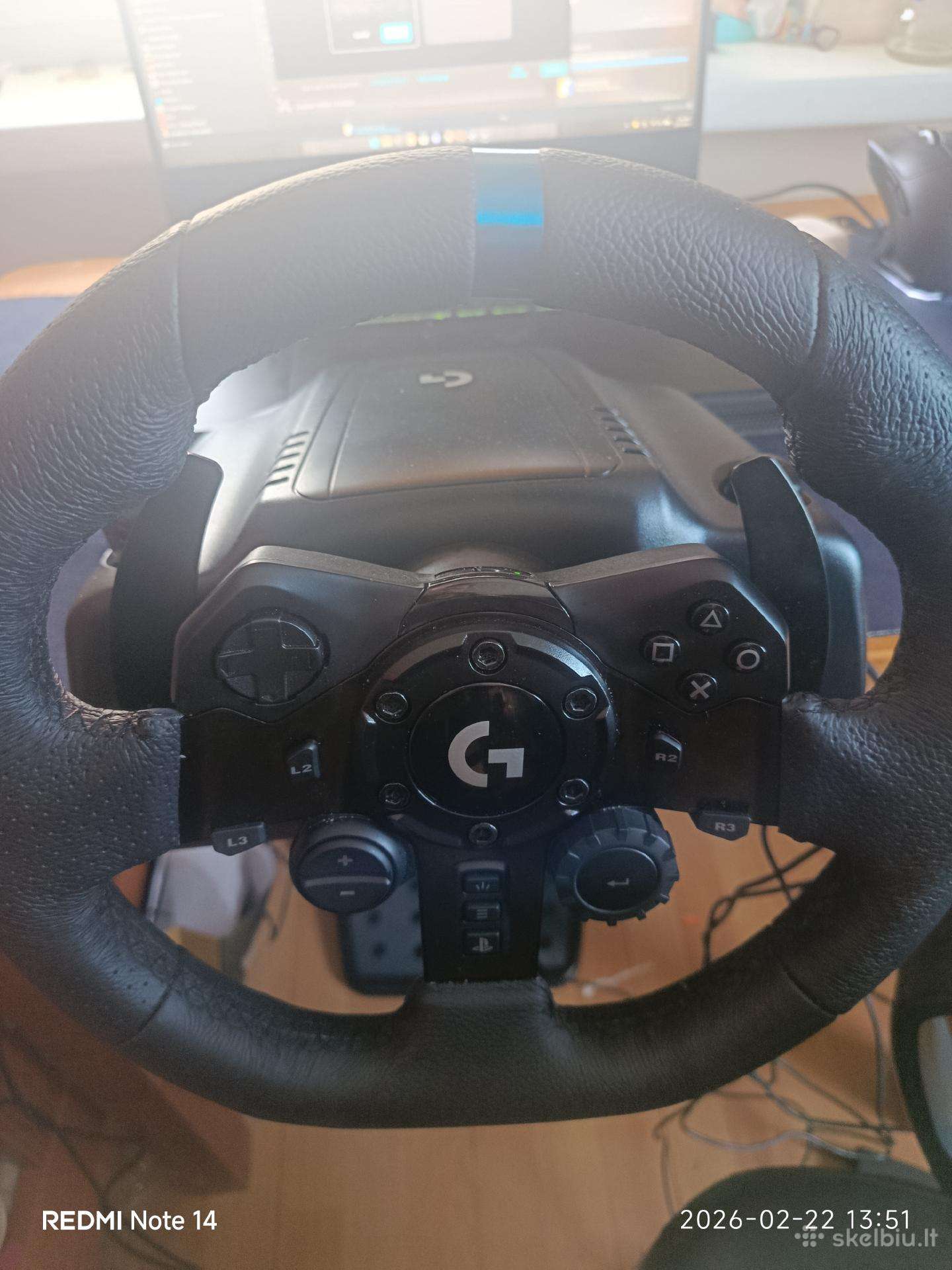 Logitech g923 mažai naudiuotas