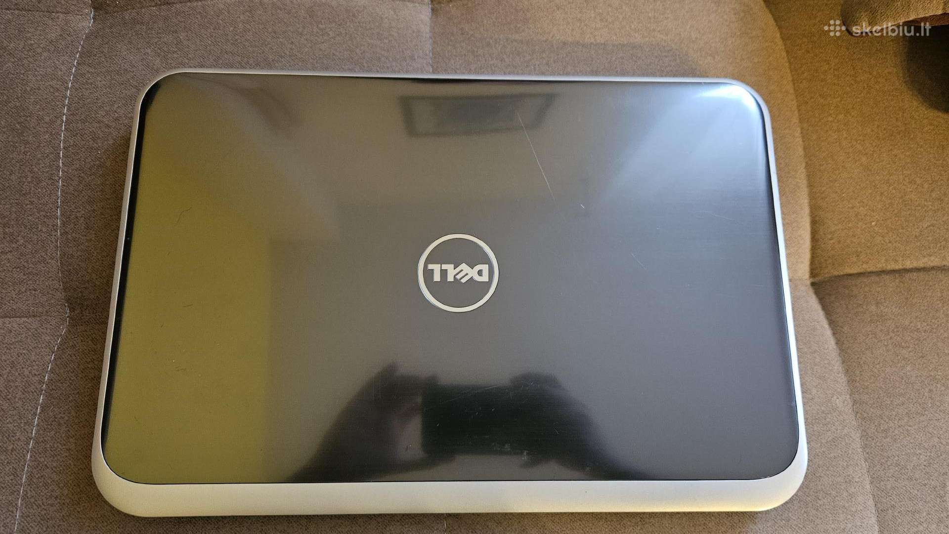 Dell Inspiron 5520