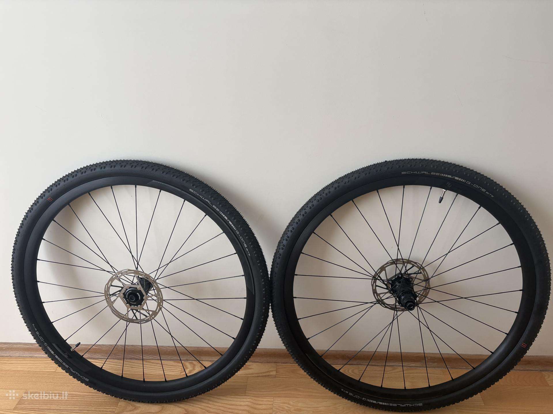 Nauji Syncros Rp2.0 gravel ratai su Schwalbe G-one