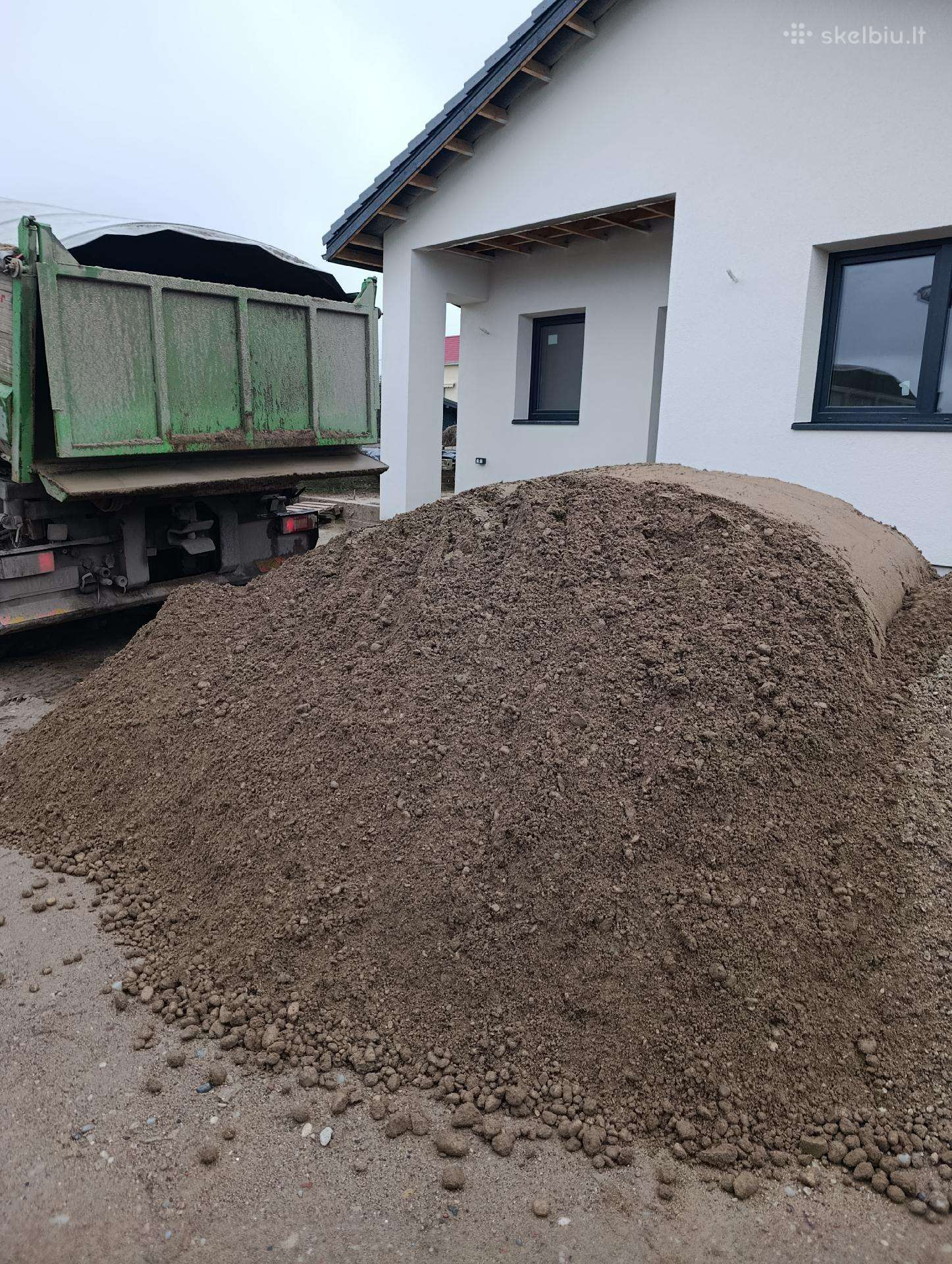 Savivarčio nuoma, birių krovinių pervežimas