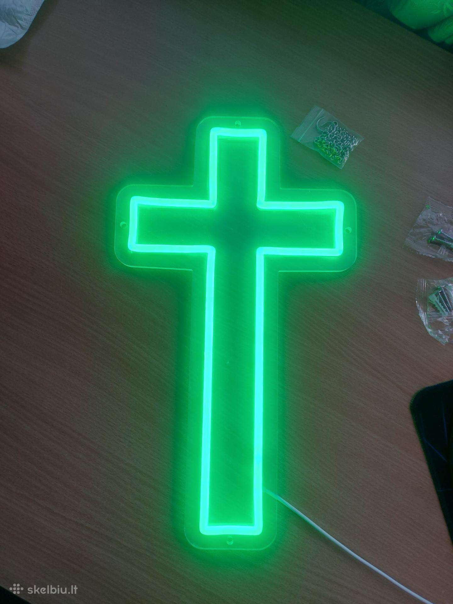 Neon papuošimas, apšvietimas,