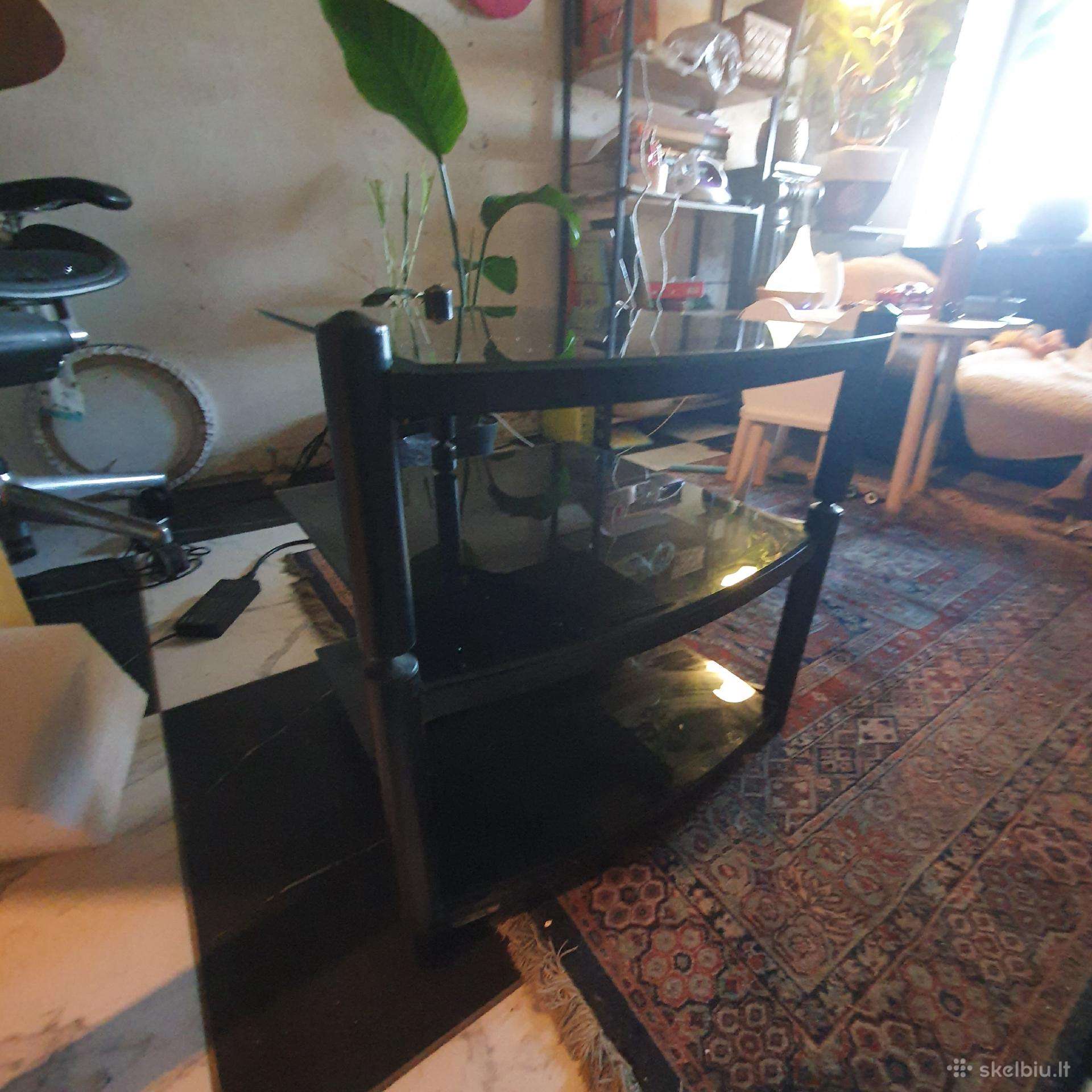 Hifi aparaturos staliukas