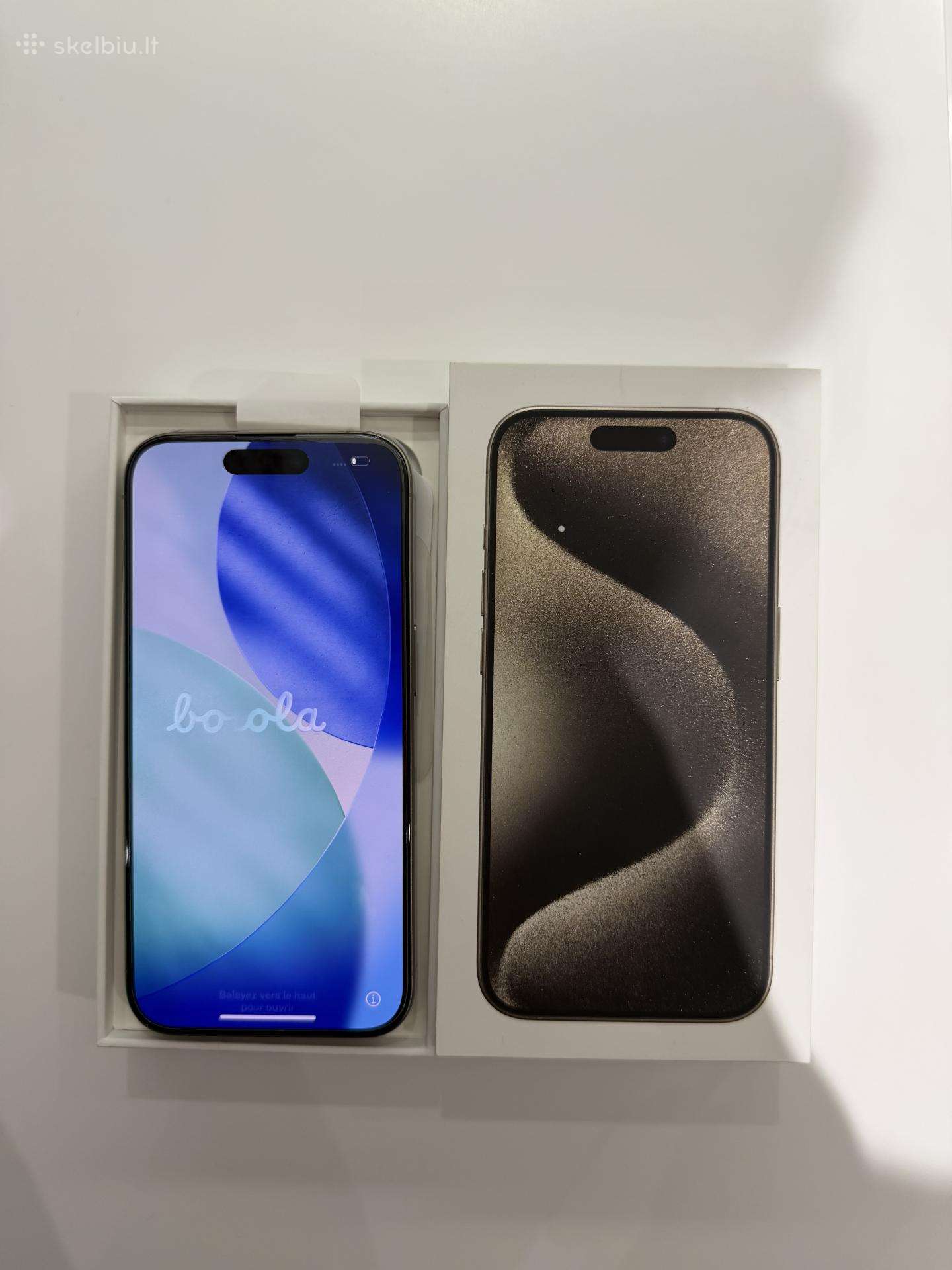 iPhone 15 pro 256gb
