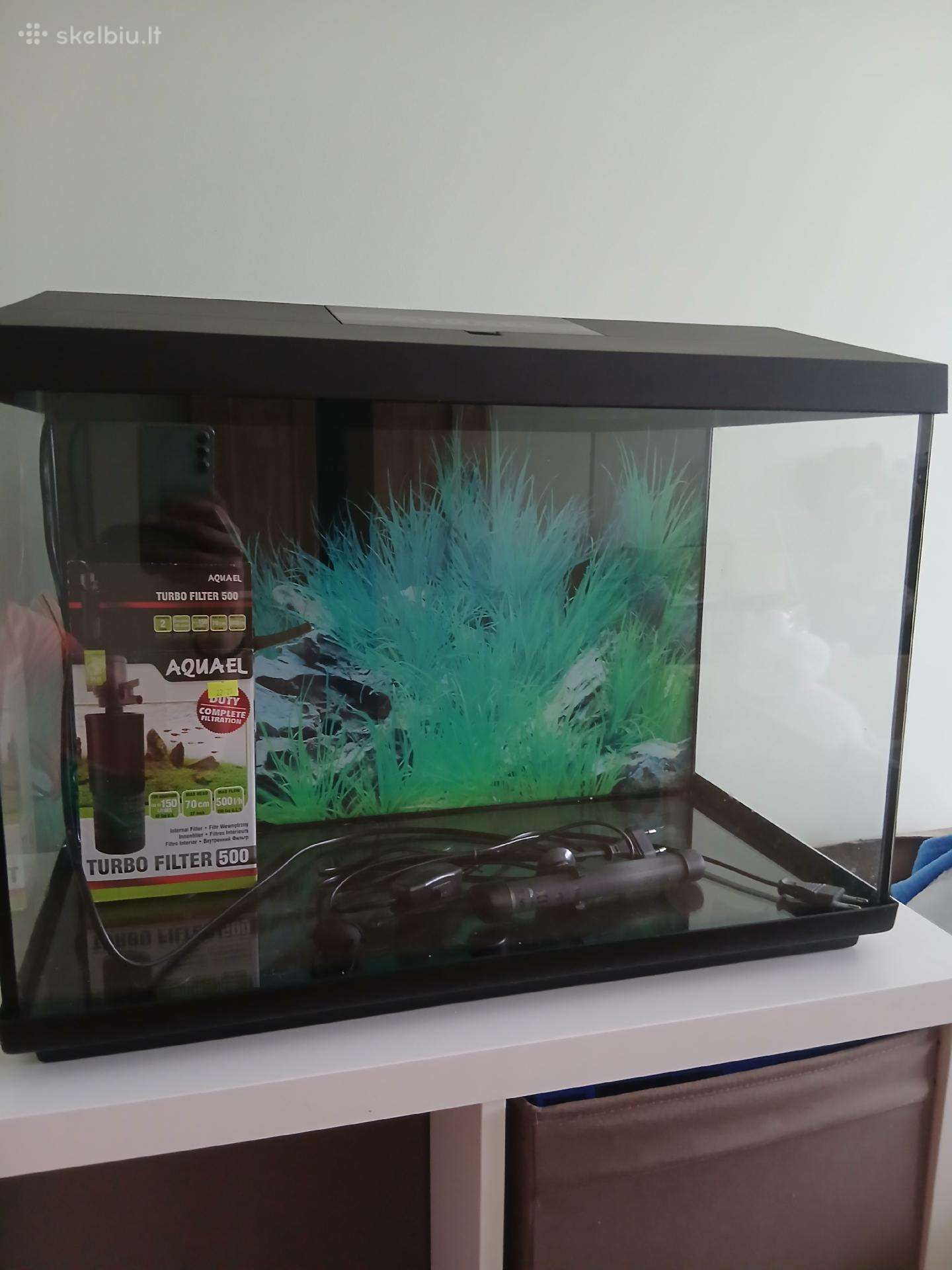Parduodu akvariuma 72l