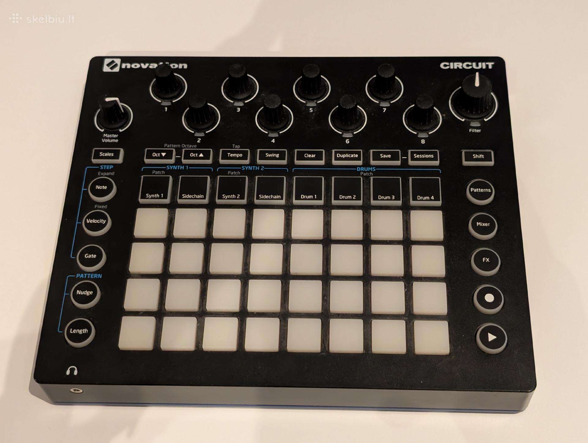 Novation Circuit