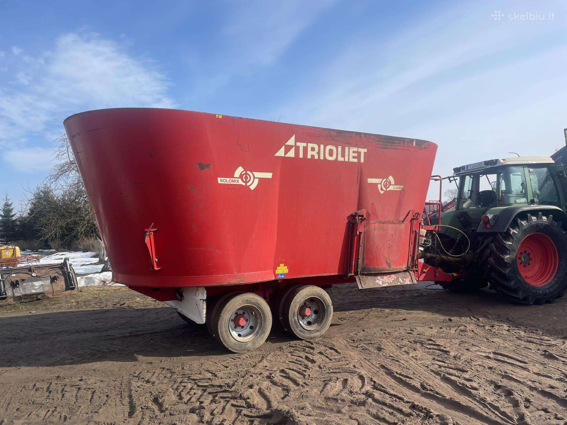 Trioliet, feed mixer / dispenser