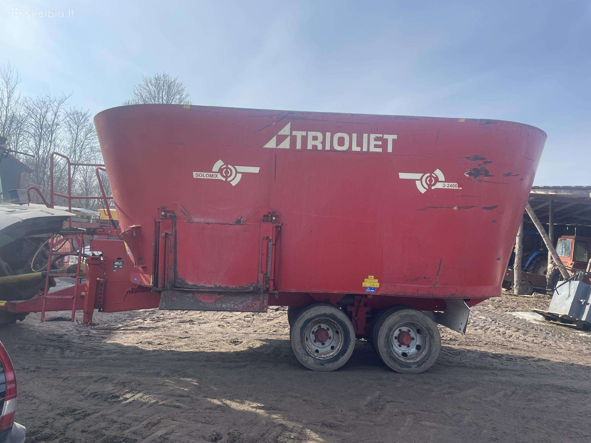 Trioliet, feed mixer / dispenser