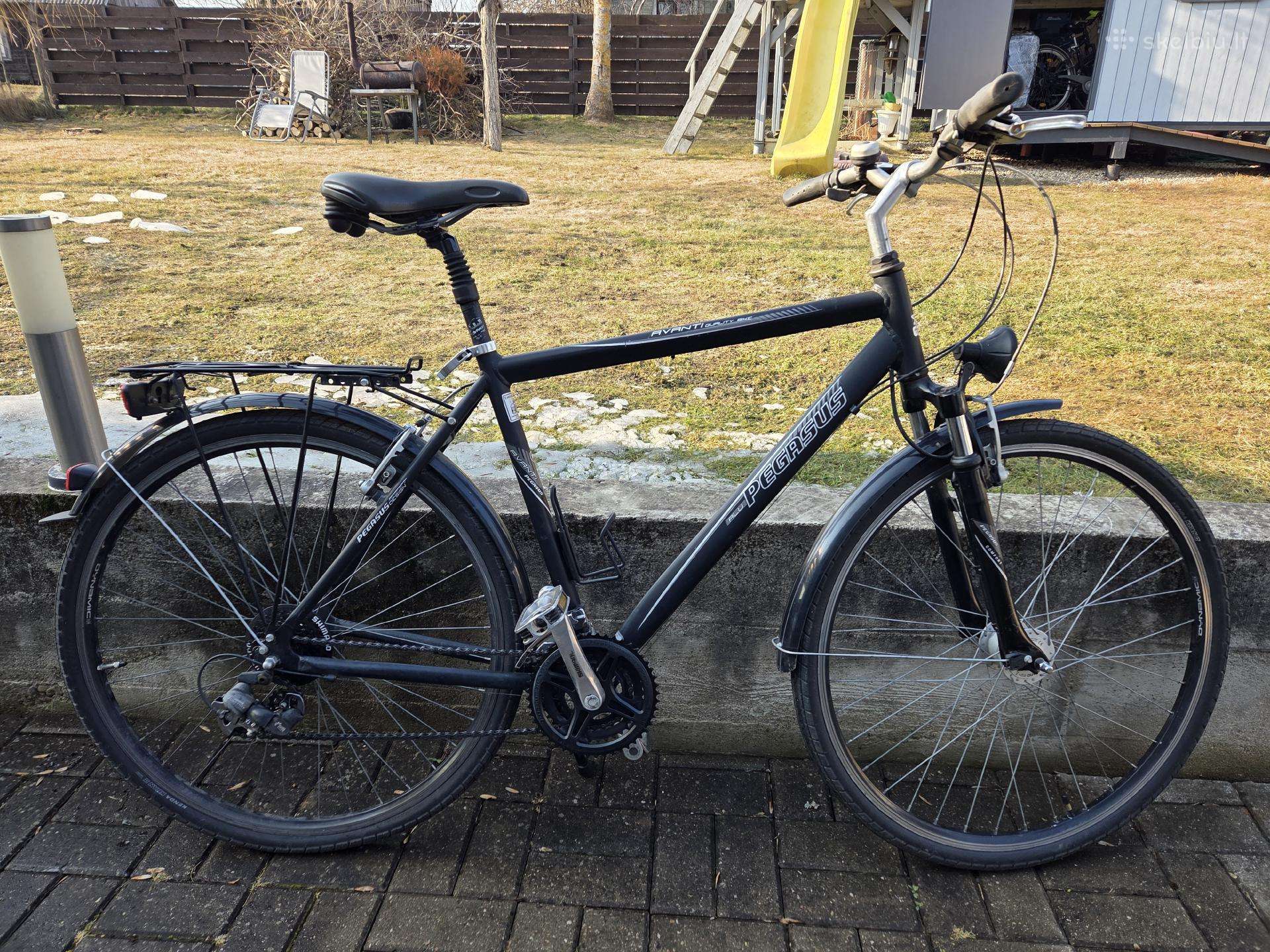 die besten fahrradhelme Fahrradhelm Casco Activ2 SL einer der besten Fahrradhelme in Deutschland,  ein sportlicher Allrounder mit Steckschloss – Helmheld