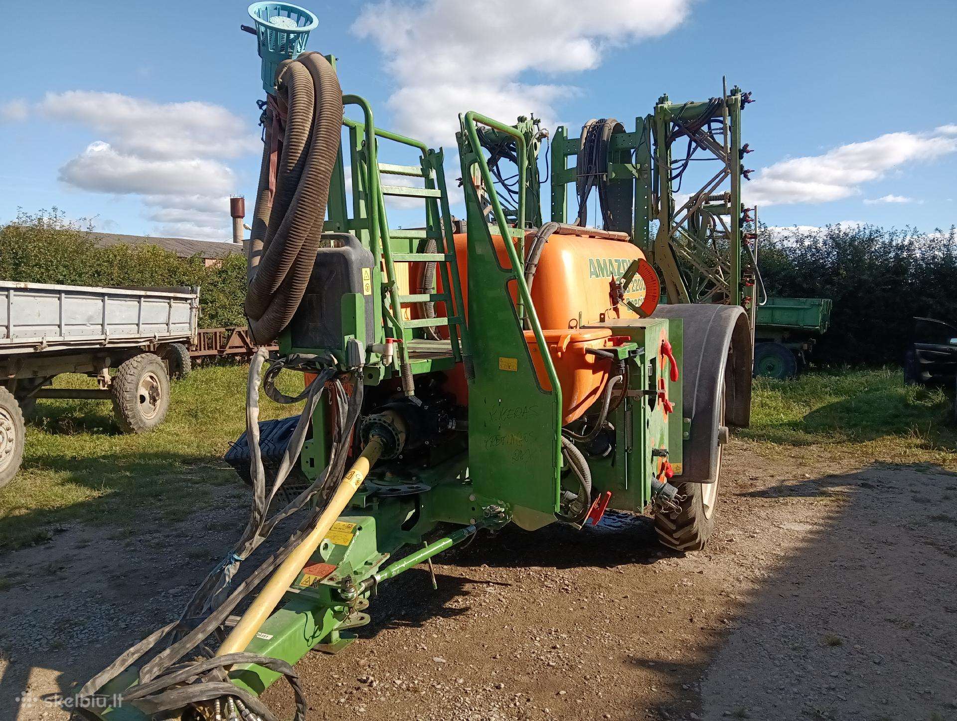 Amazone UG2200, other