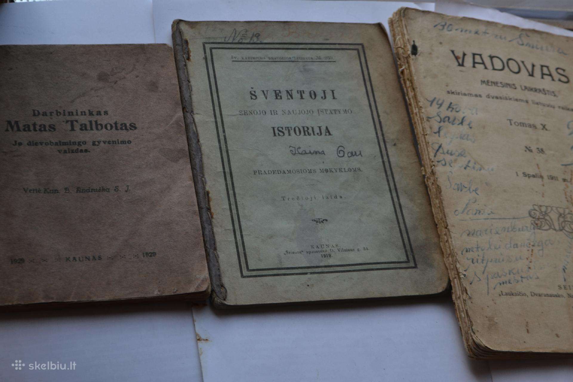 Idomios senovines knygutes