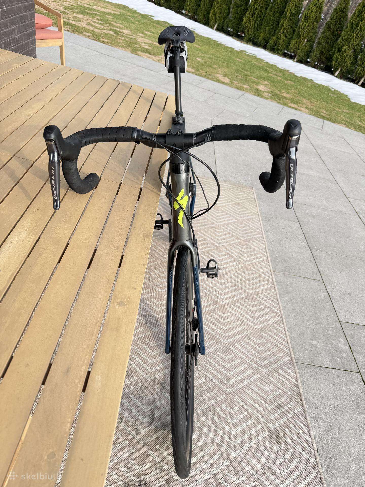 Road, sports bike Specialized