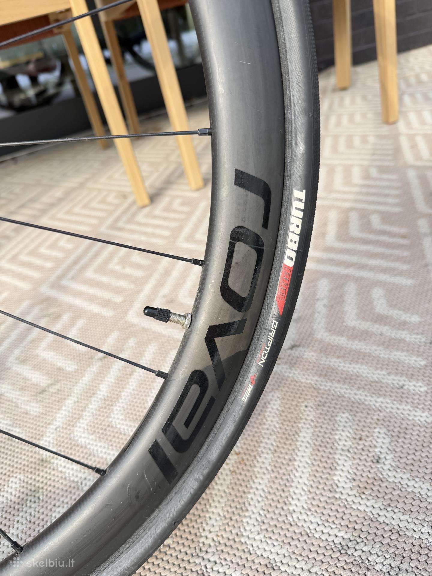 Road, sports bike Specialized