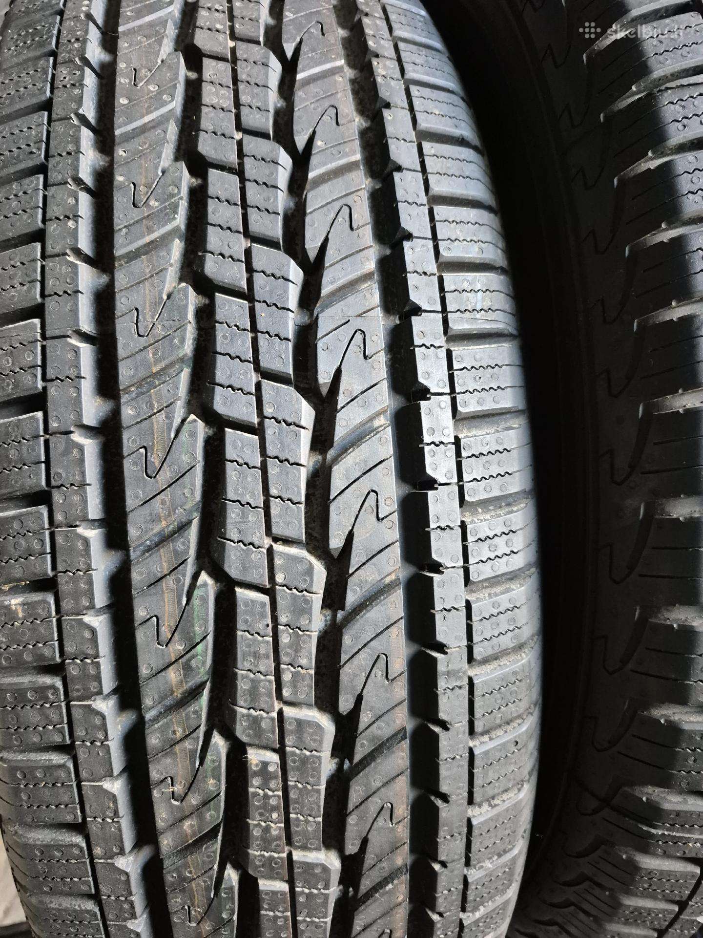 General, universalios 235/70 R17