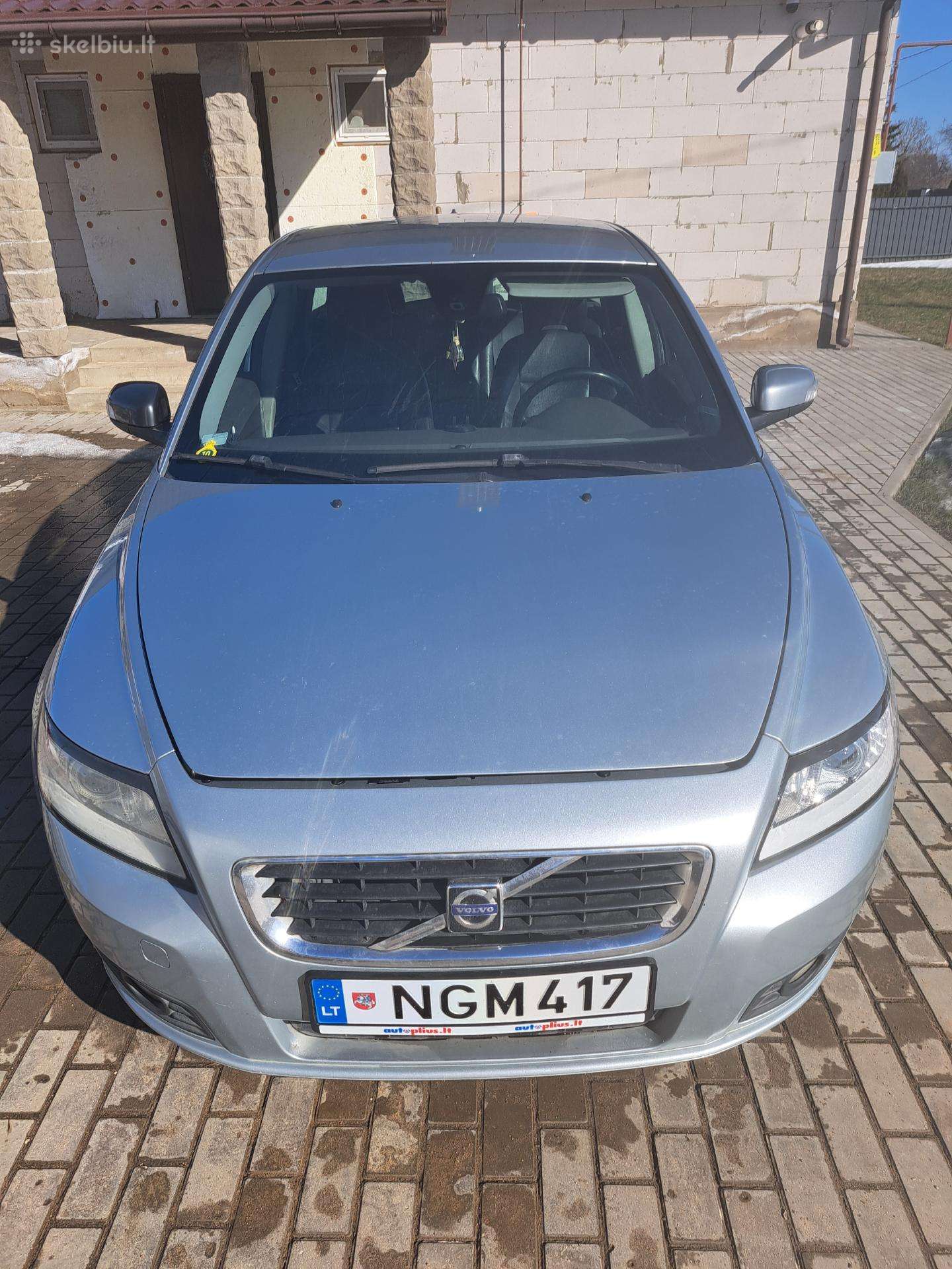 V50