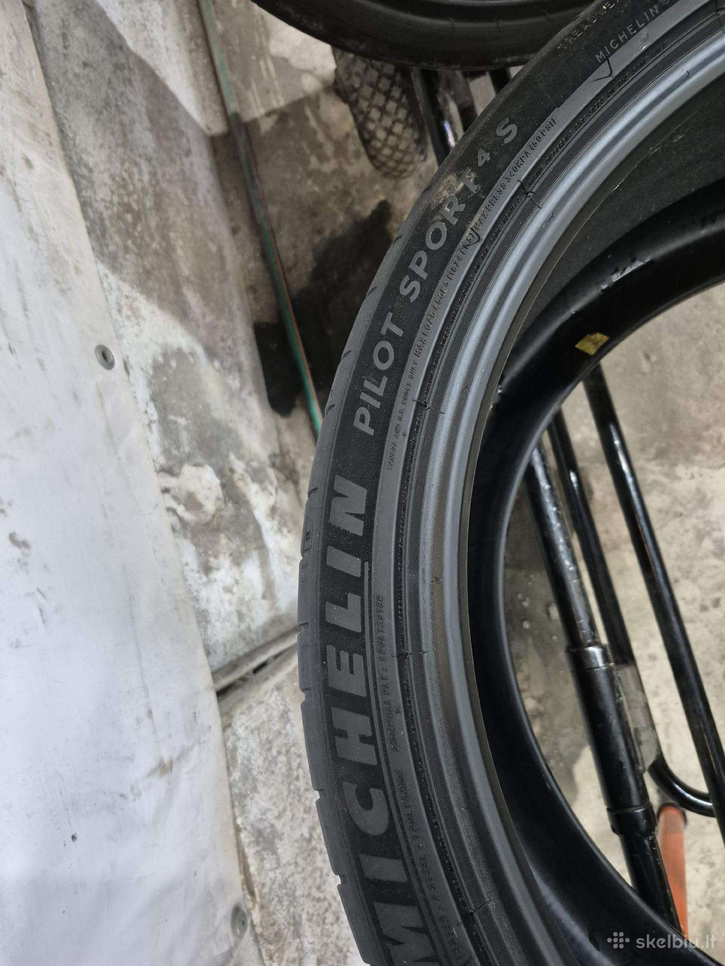 Michelin, летние 295/30 R21