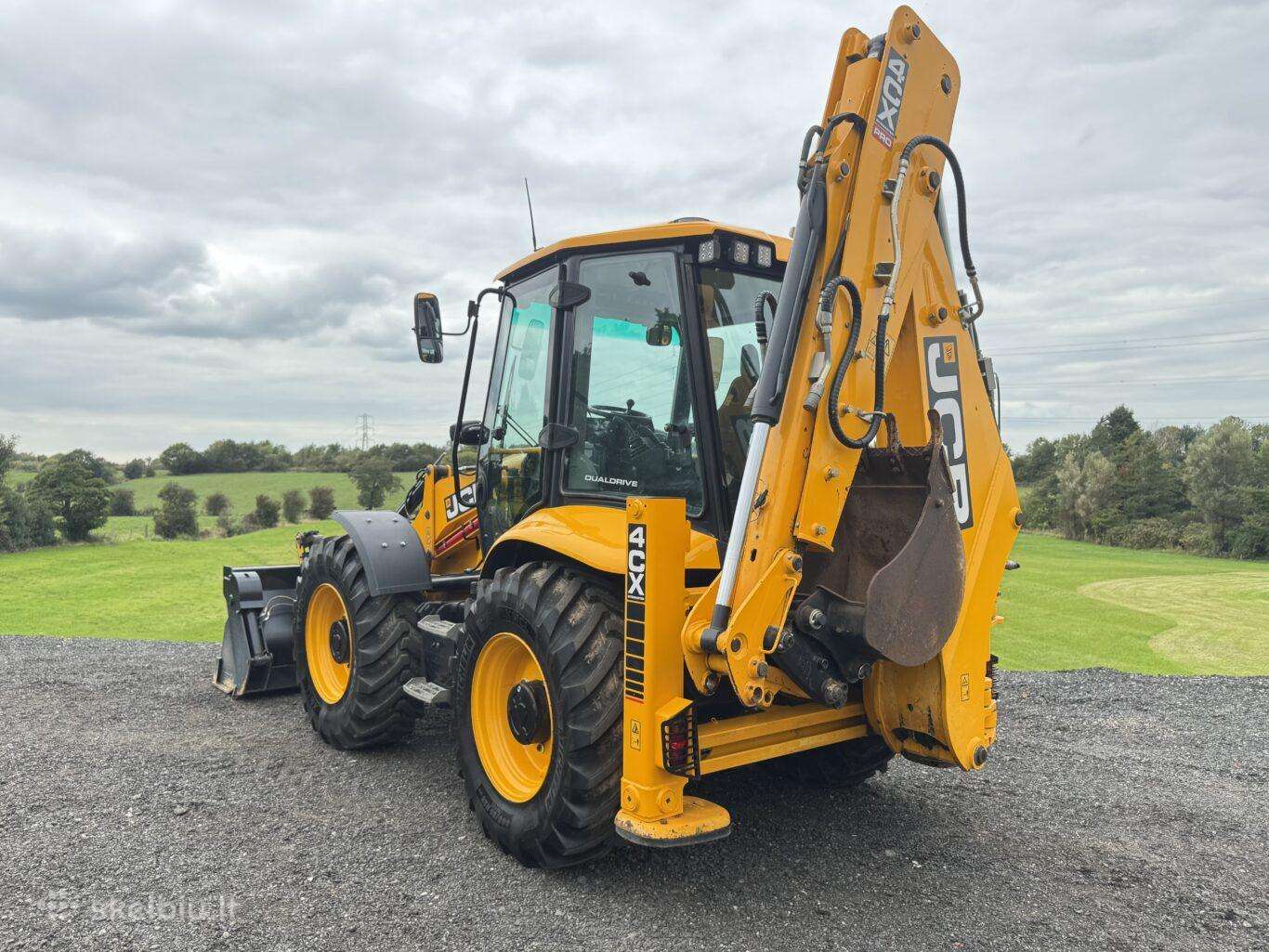 JCB 4cx, construction and road construction equipment rental