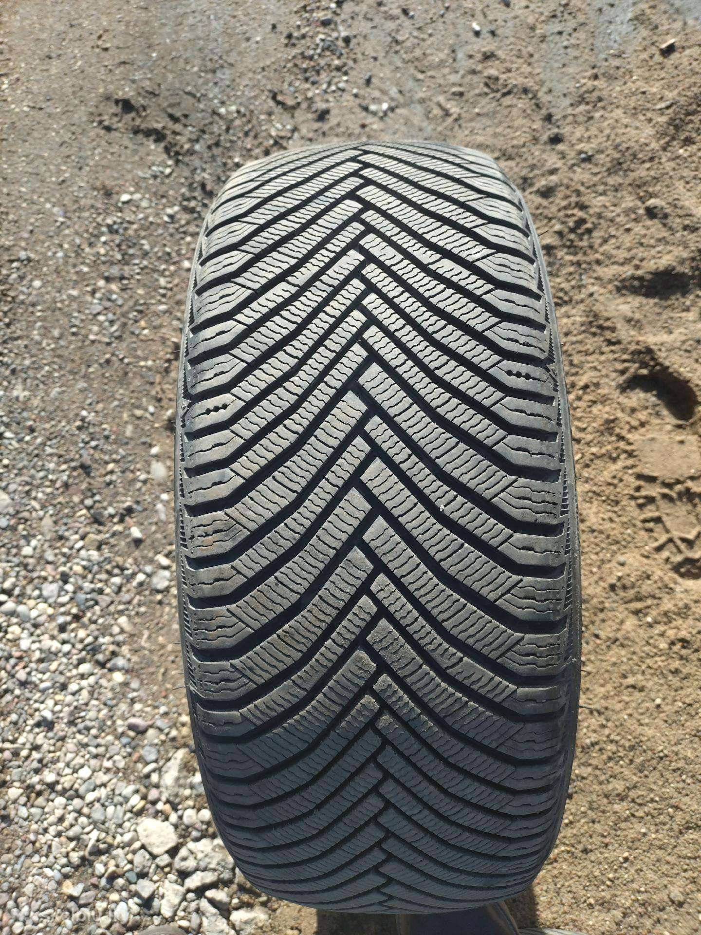 Michelin, winter 225/45 R17