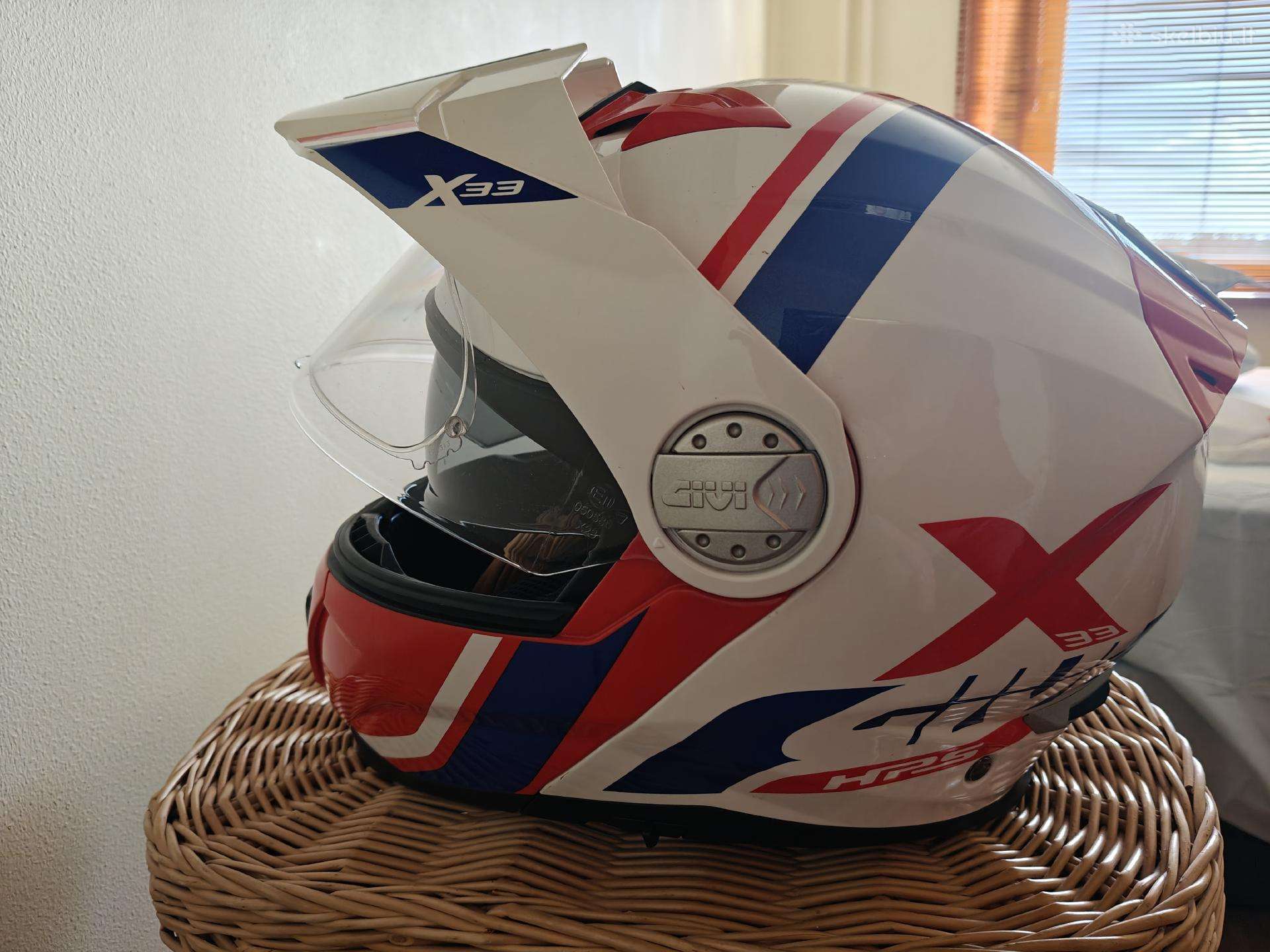 Givi, modular / flip-up