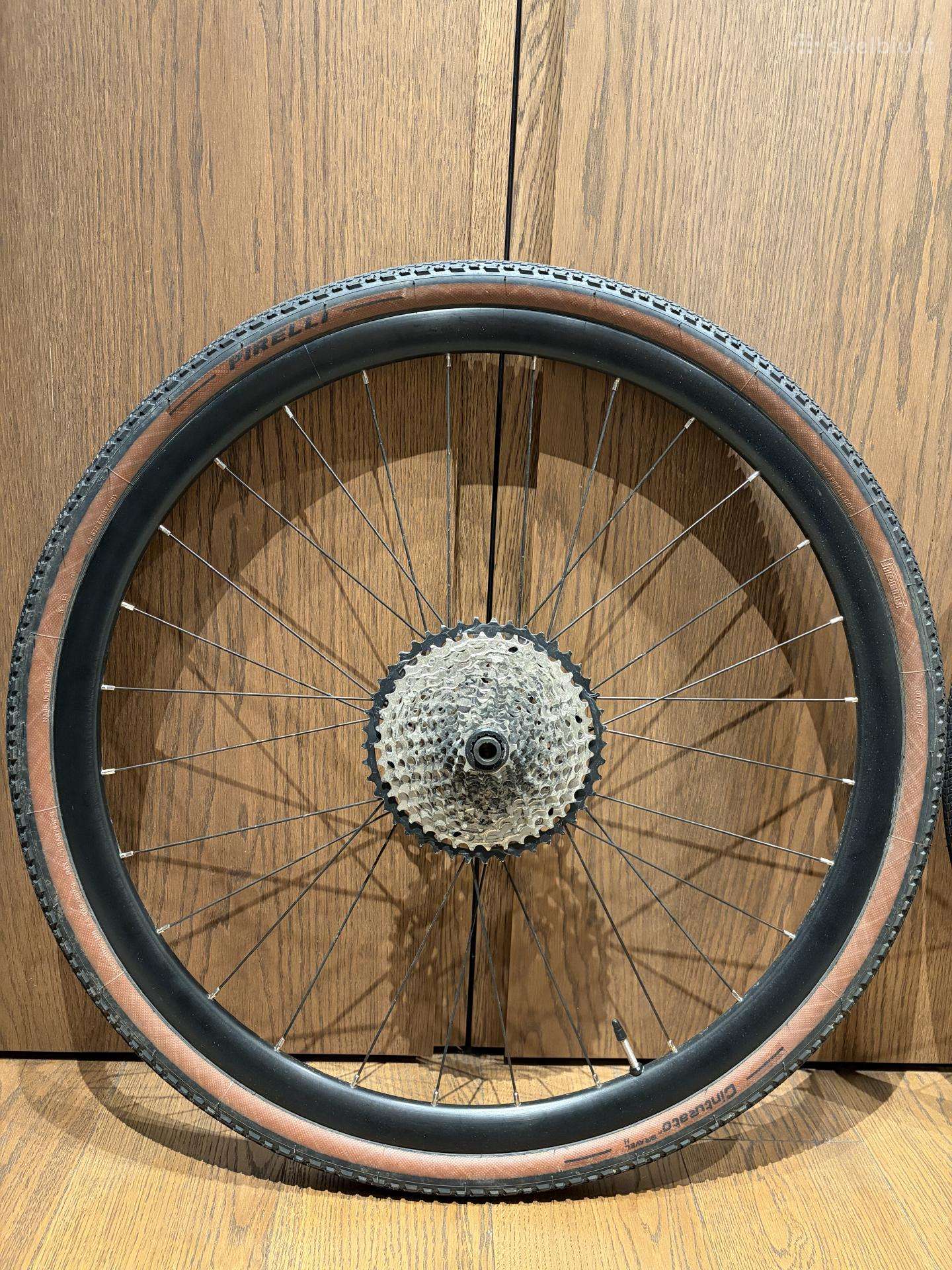 Orbea terra shimano ratai