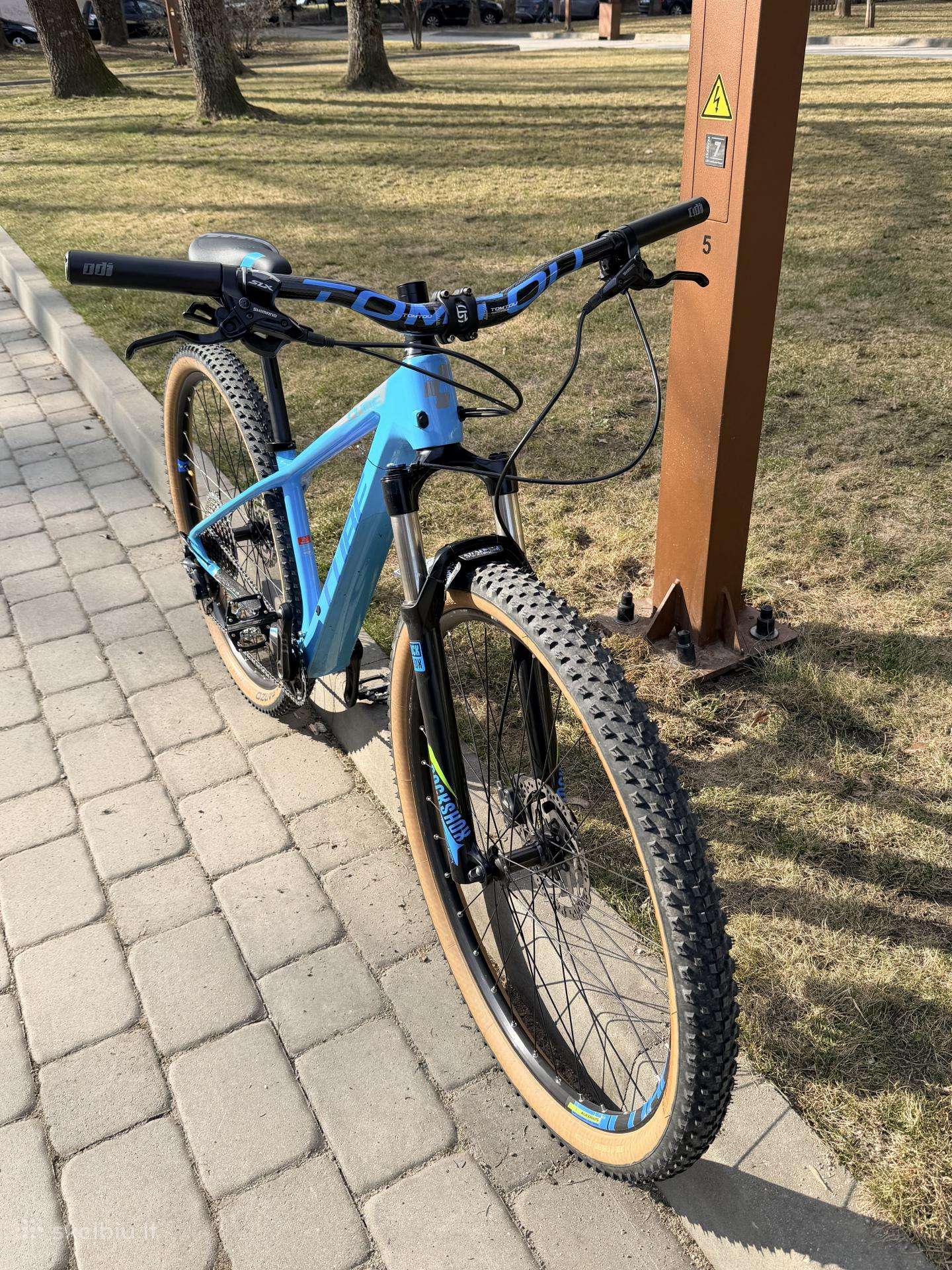 Kalnų dviratis Cube 29″