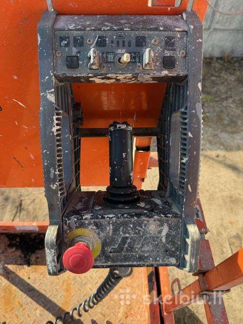 JLG 3246 ES, žirkliniai keltuvai