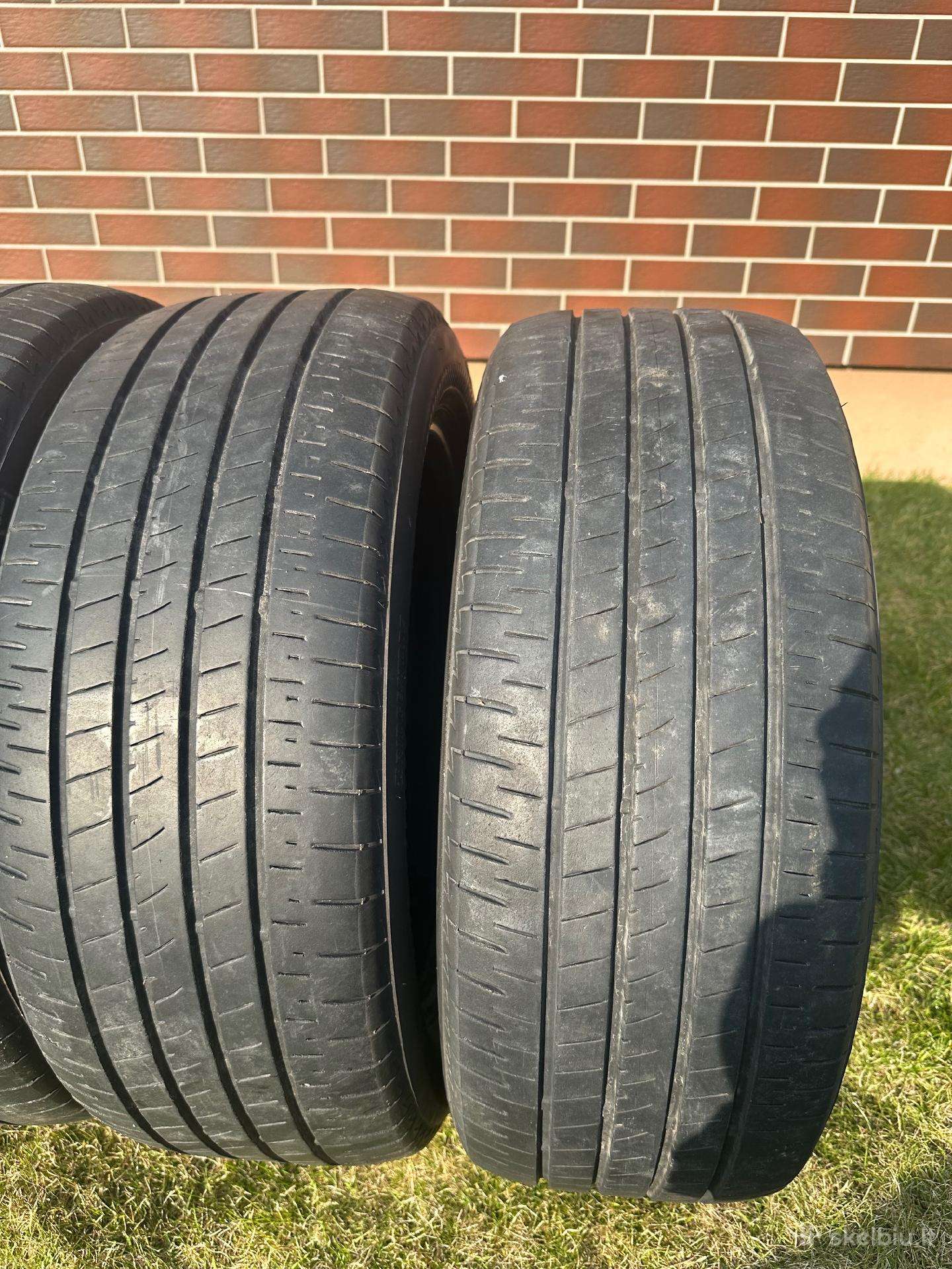 Bridgestone, летние 225/50 R18