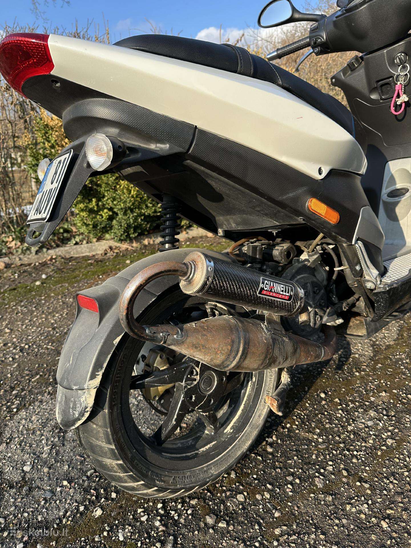 Piaggio NRG 70cc, scooters / mopeds