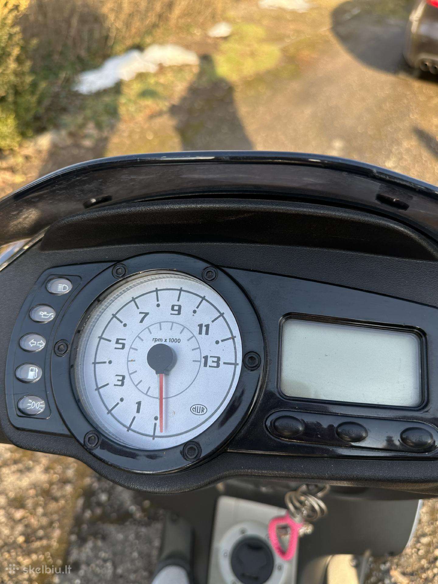 Piaggio NRG 70cc, scooters / mopeds