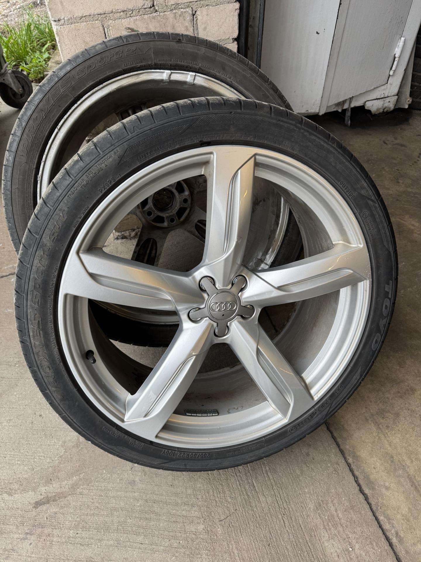 Audi, light alloy, R22