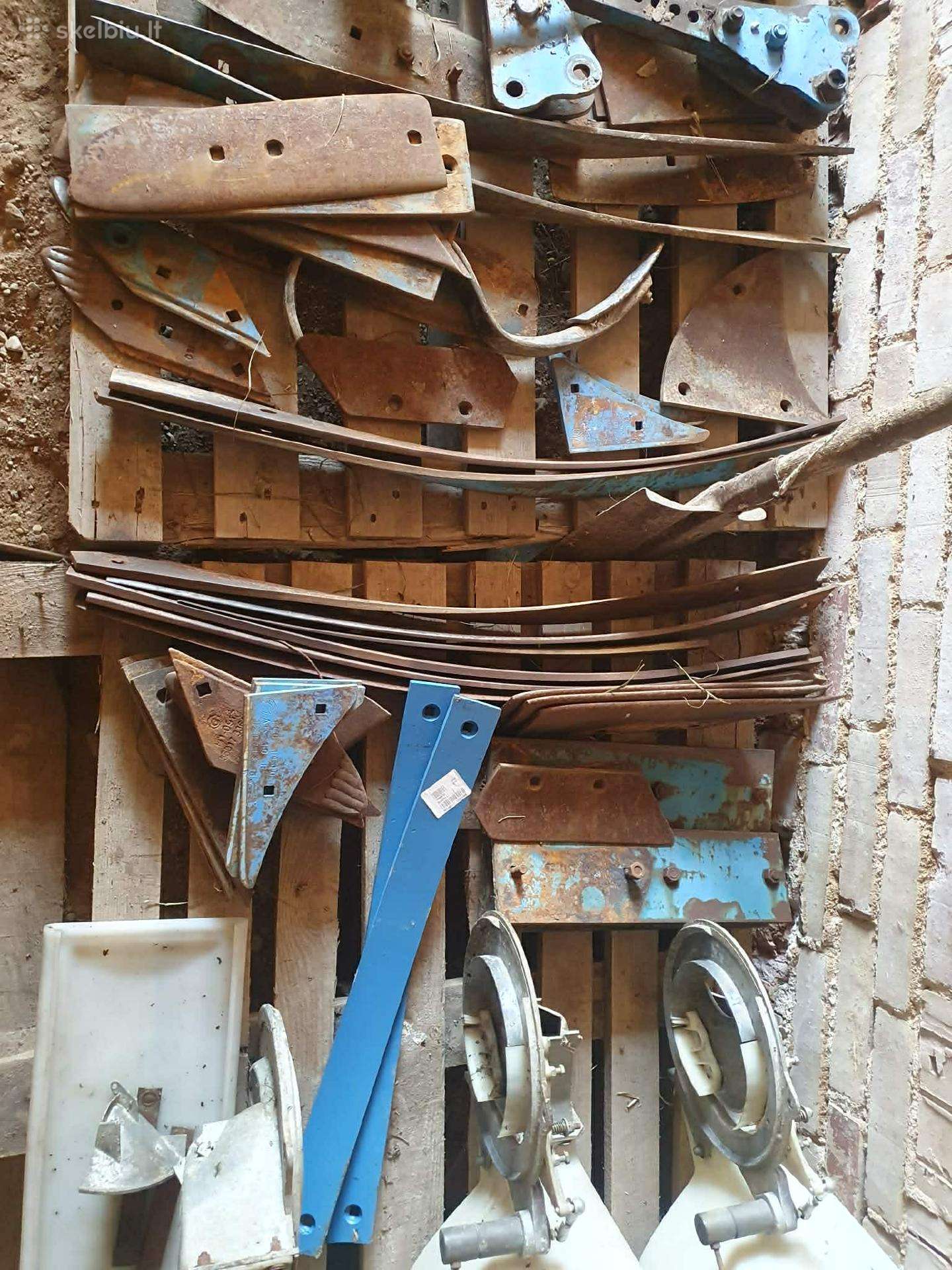 Lemken VAP OPAL 8x, plūgai