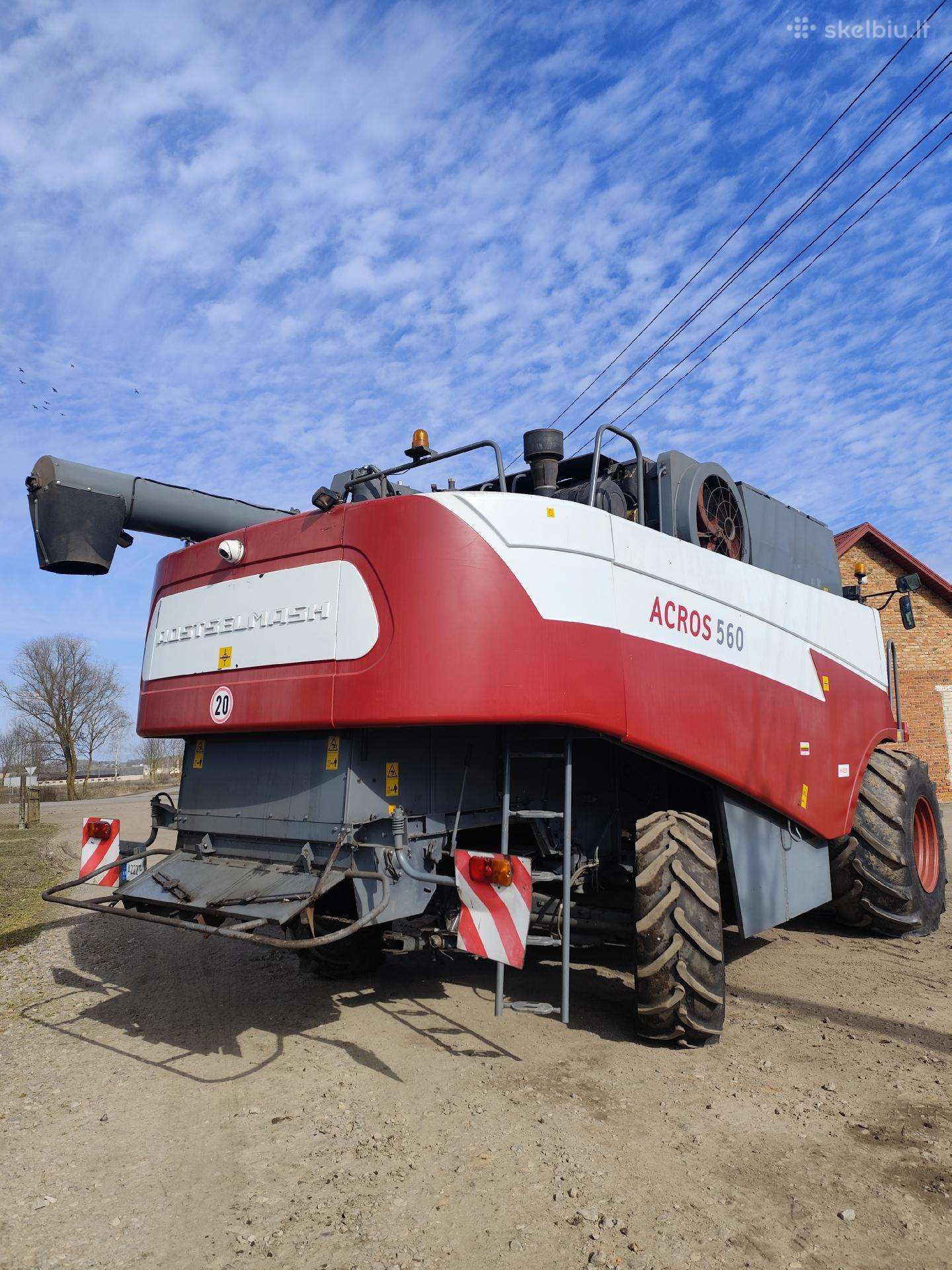 Rostselmash 560, kombainai