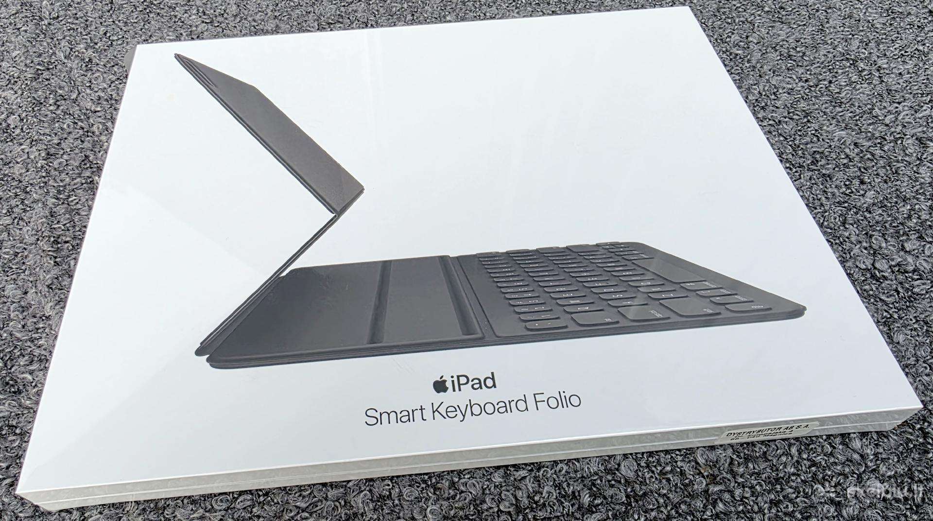 iPad Pro 12.9" (3, 4, 5, 6) Smark Keyboard Folio