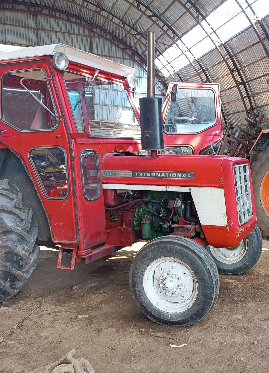 Internacional 444, тракторы