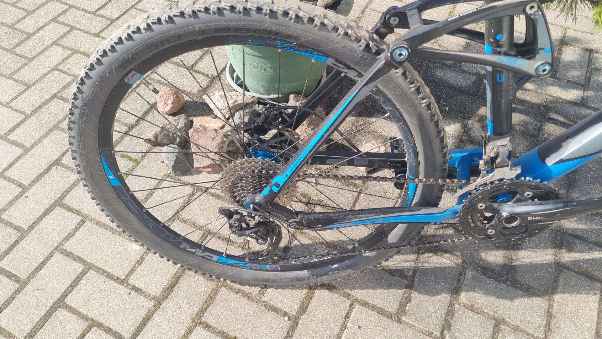 Mountain bike Cube
