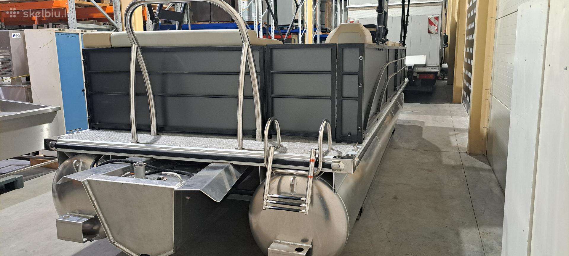 Pontoon, other