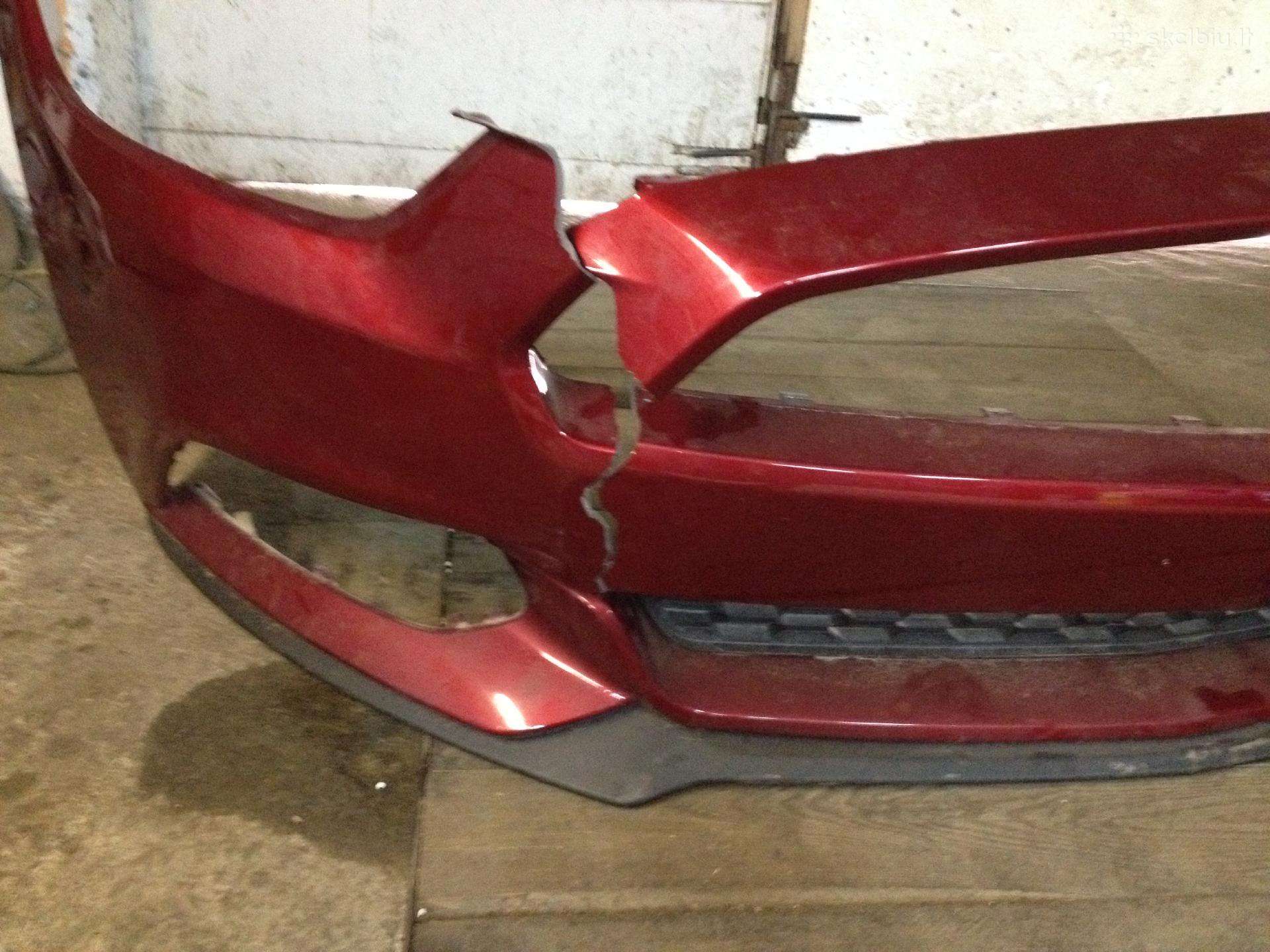 Daužtu auto remontas plastiku remontas