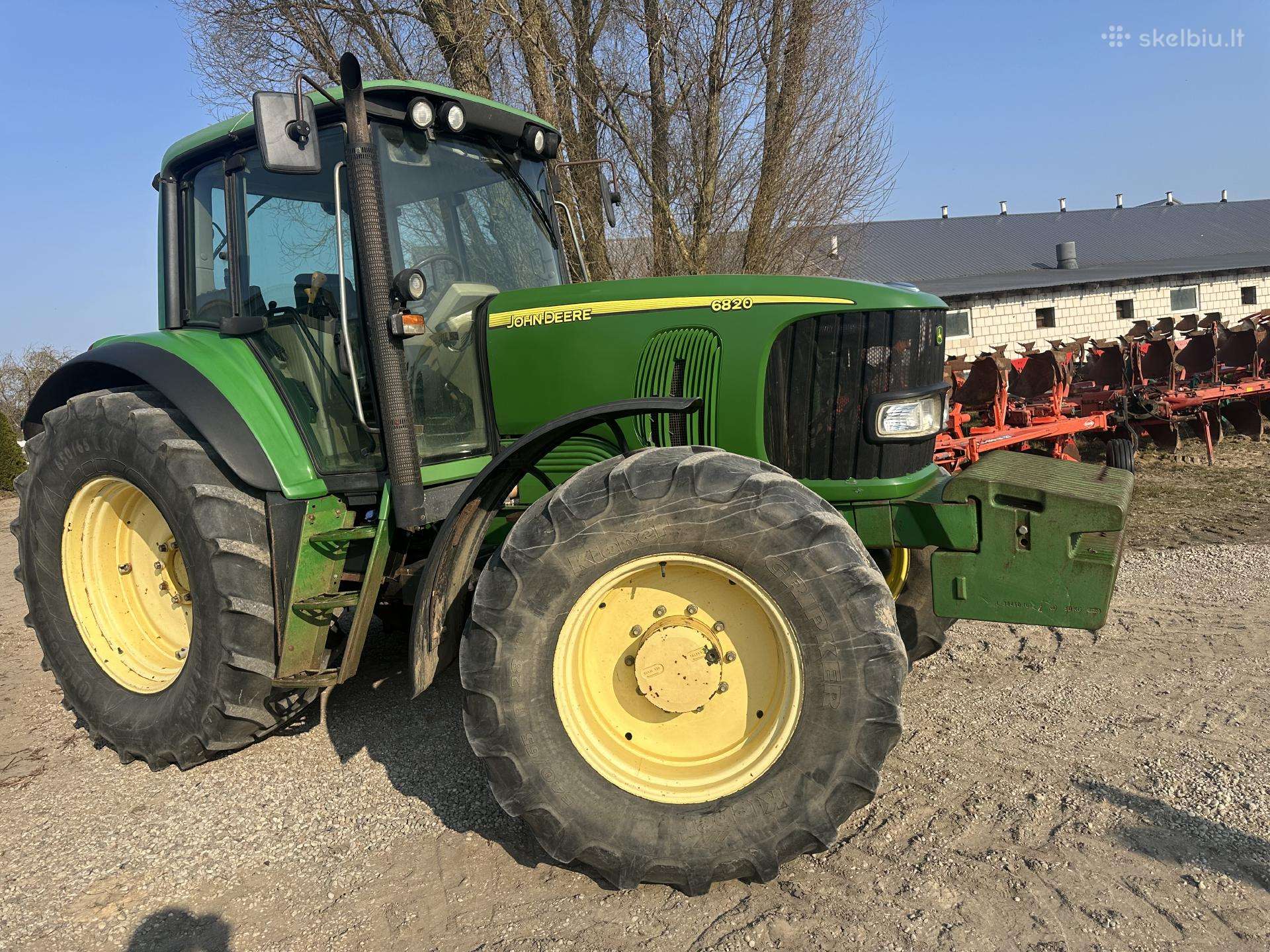 John Deere 6820, traktori