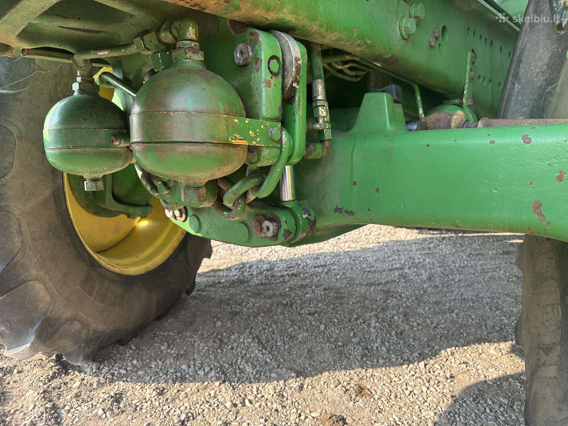 John Deere 6820, traktori